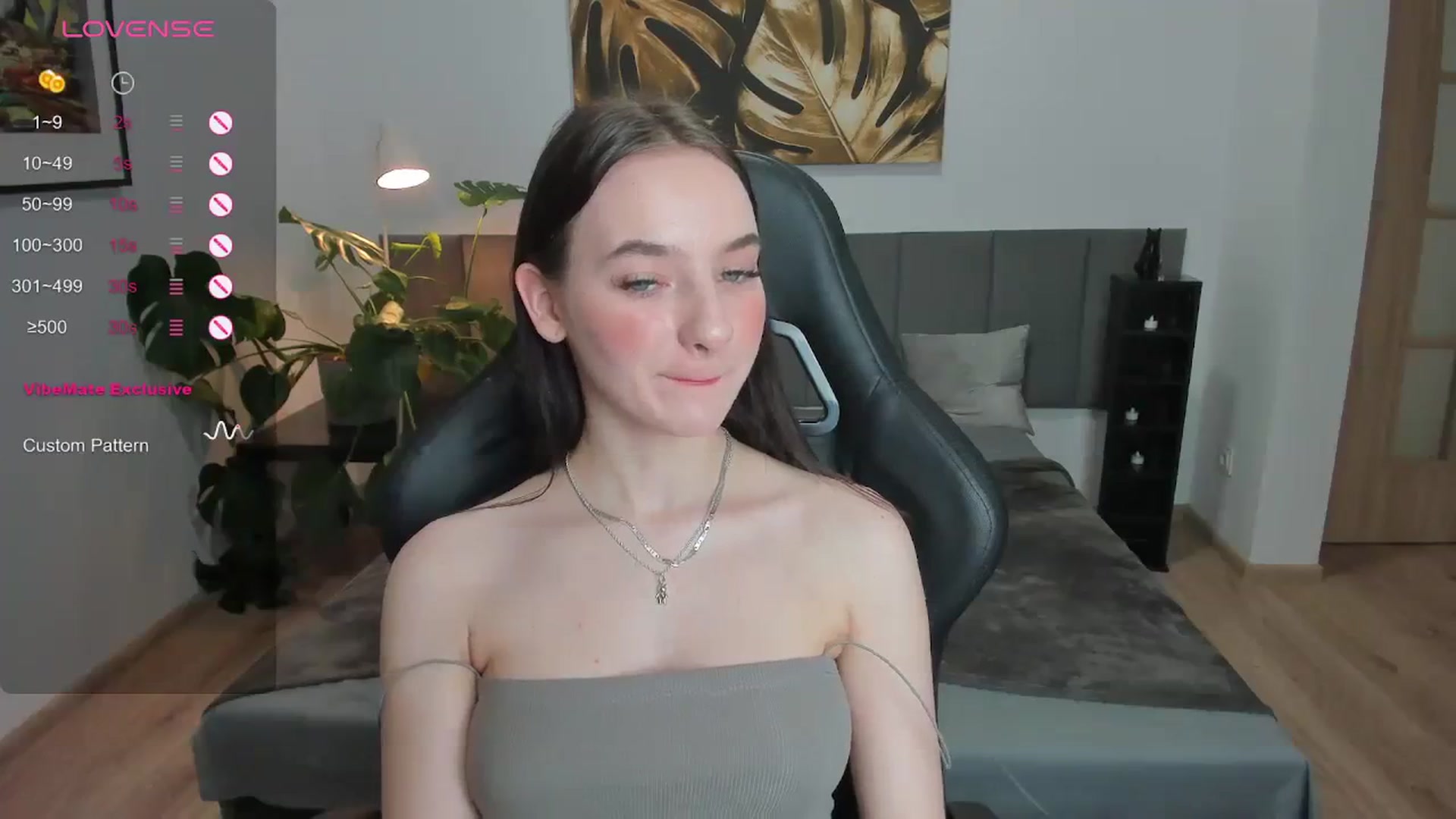 Gallery image thumbnail from Papaya's myfreecams stream on, 12/25/2023, 18:17 image 10 of 20