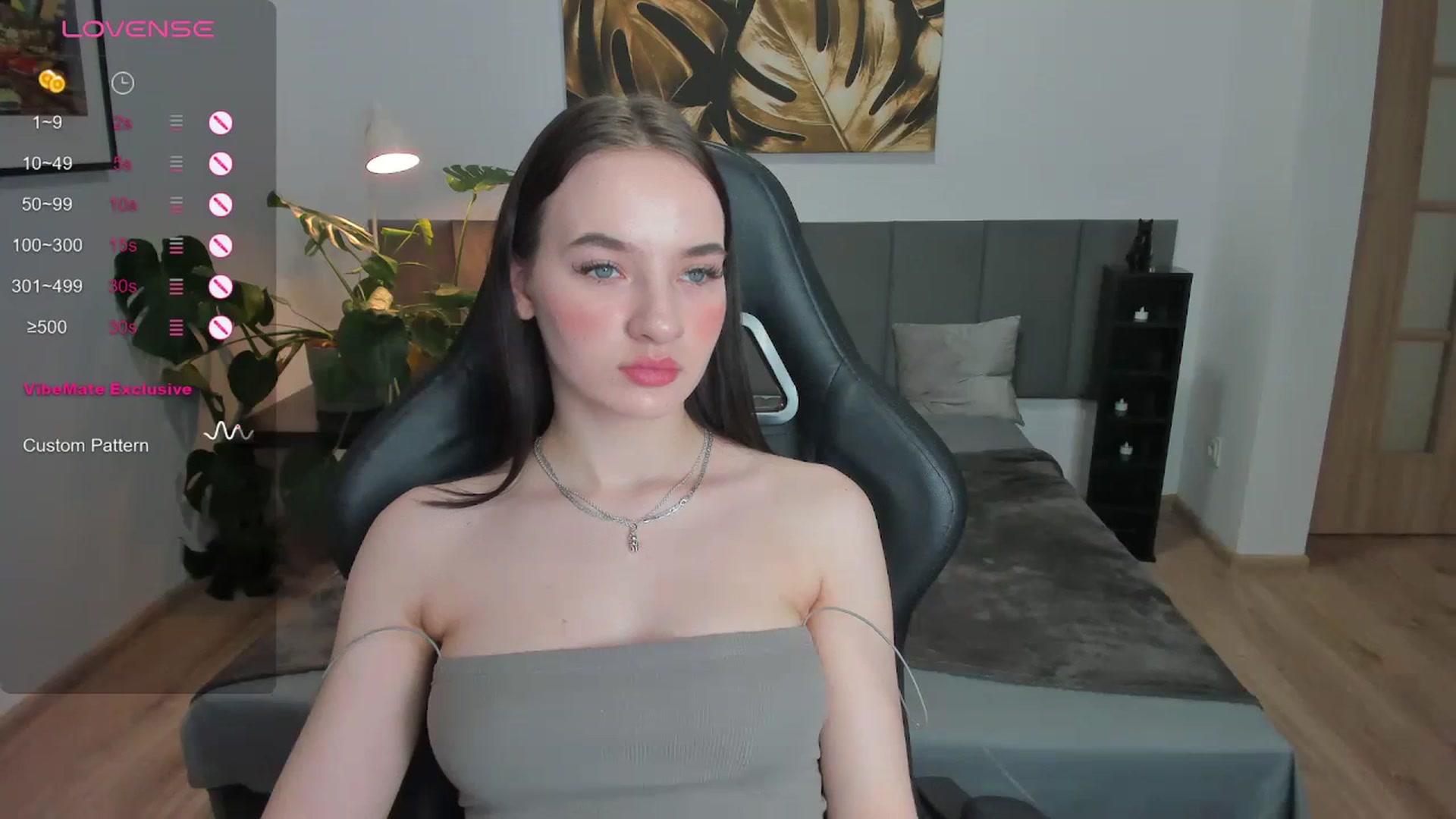 Gallery image thumbnail from Papaya's myfreecams stream on, 12/25/2023, 21:02 image 3 of 20