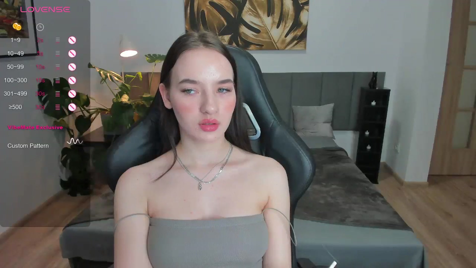 Gallery image thumbnail from Papaya's myfreecams stream on, 12/25/2023, 21:02 image 19 of 20