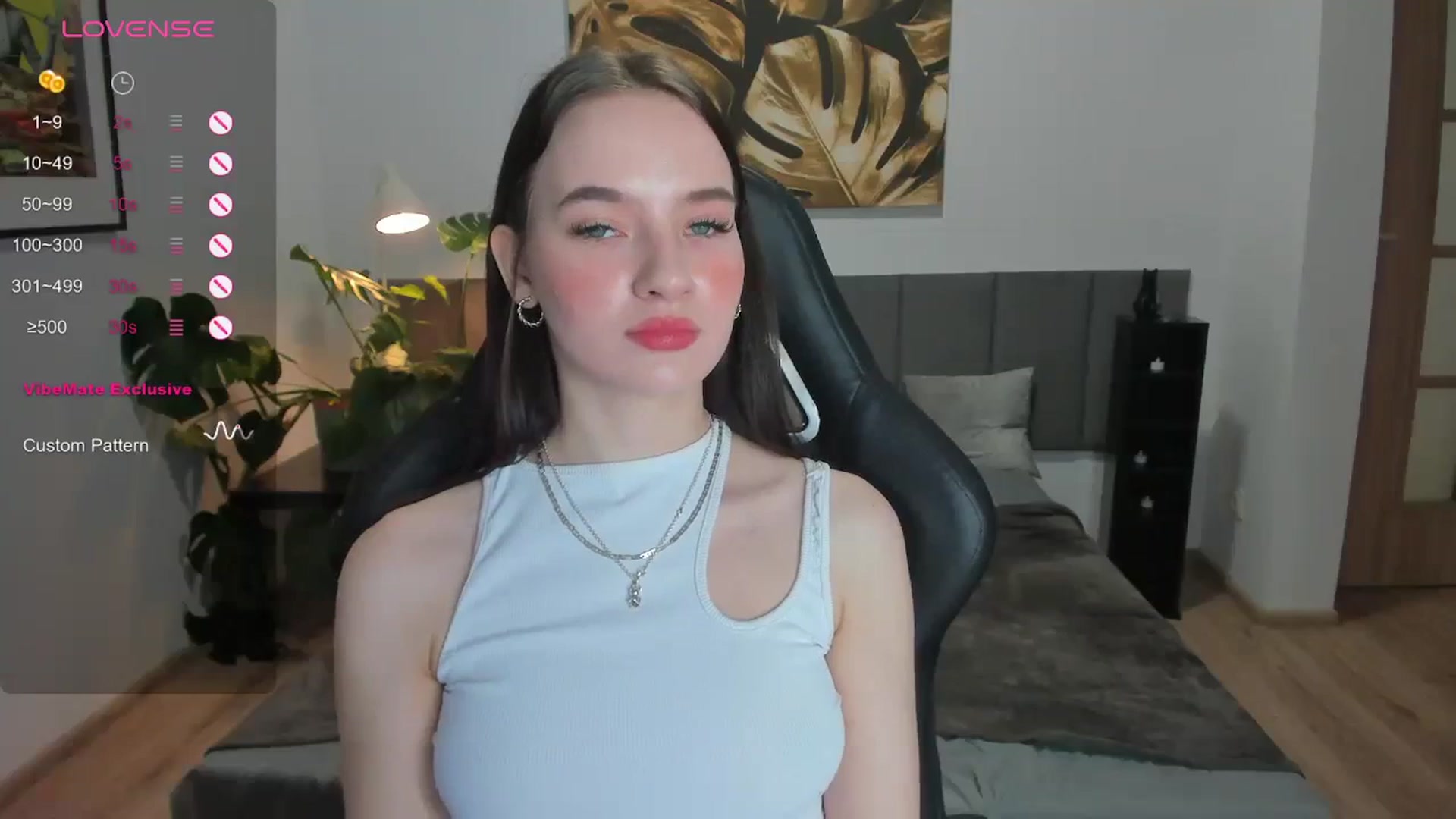 Gallery image thumbnail from Papaya's myfreecams stream on, 12/27/2023, 14:35 image 3 of 20