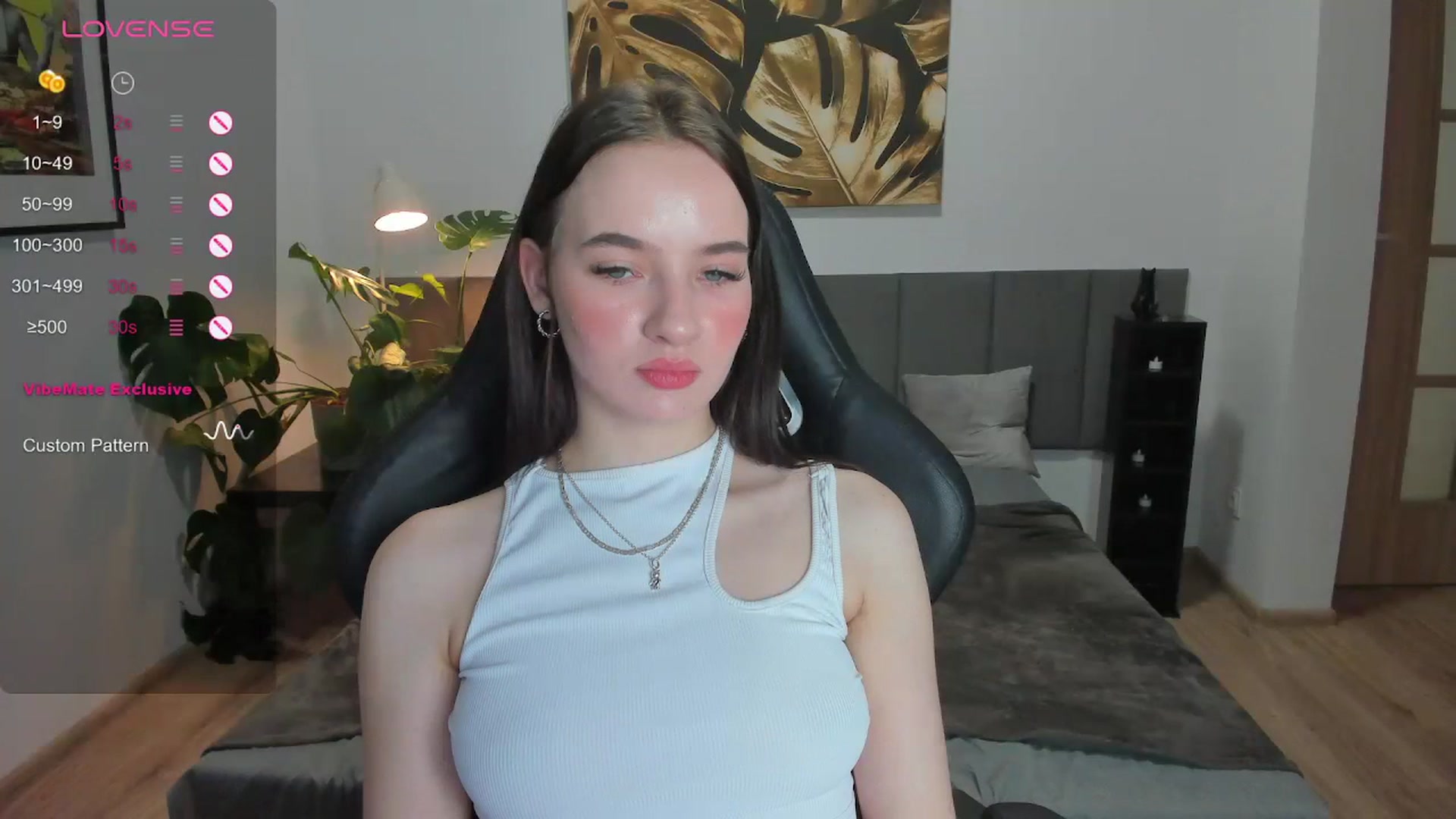 Gallery image thumbnail from Papaya's myfreecams stream on, 12/27/2023, 18:08 image 14 of 20
