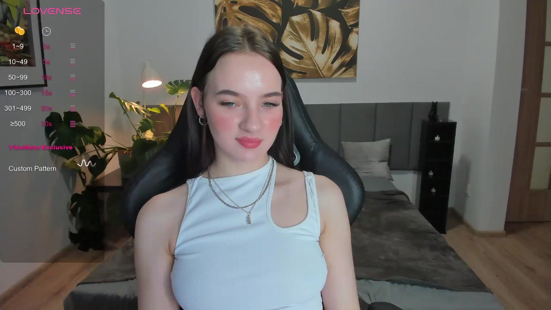 Gallery image thumbnail from Papaya's myfreecams stream on, 12/27/2023, 18:08 image 8 of 20