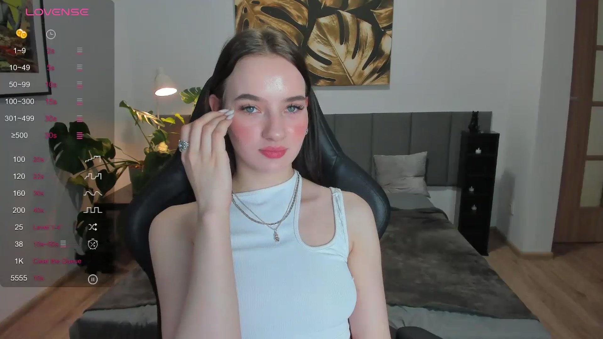 Gallery image thumbnail from Papaya's myfreecams stream on, 12/27/2023, 18:08 image 6 of 20