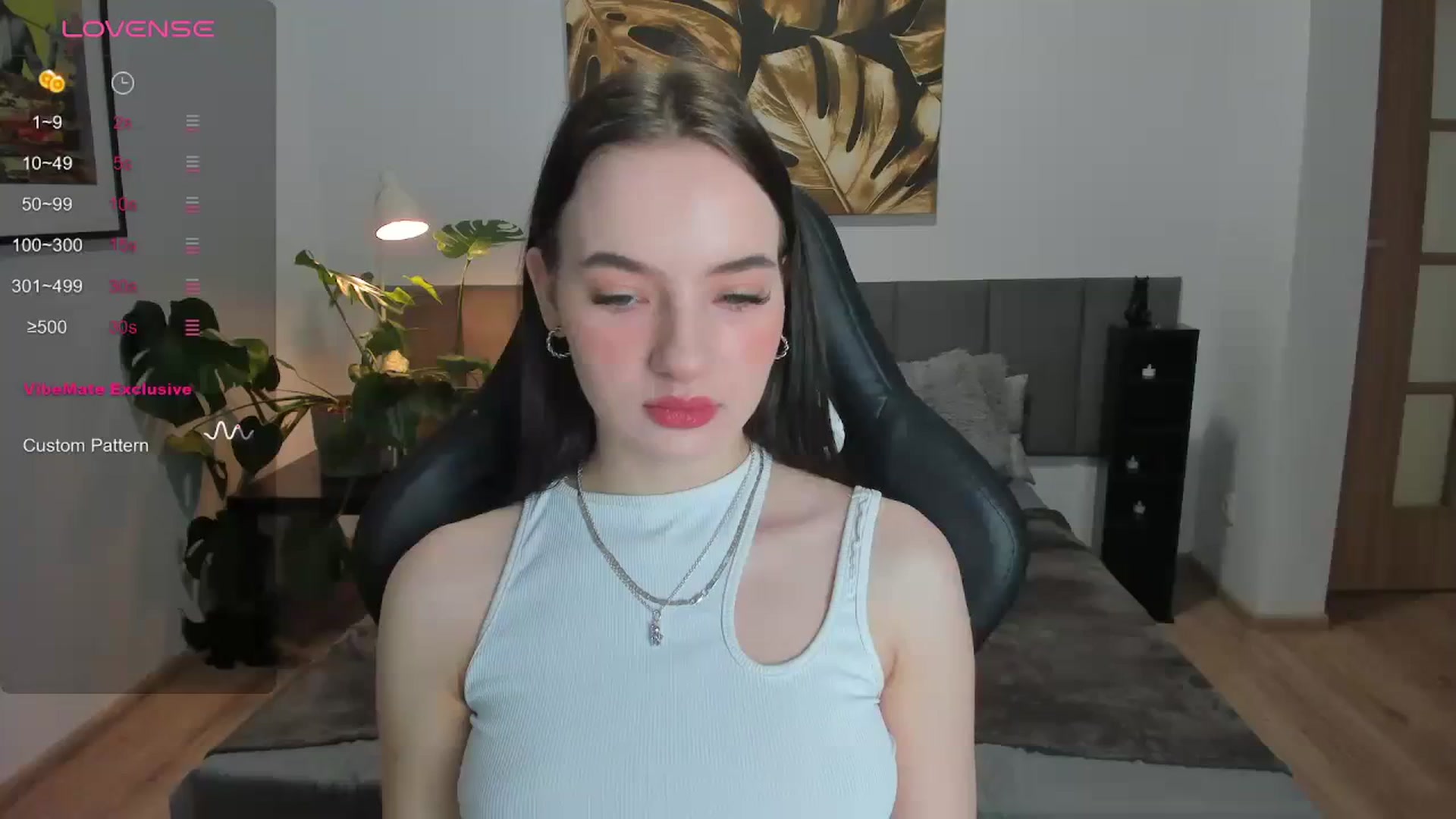 Gallery image thumbnail from Papaya's myfreecams stream on, 12/28/2023, 13:32 image 11 of 20