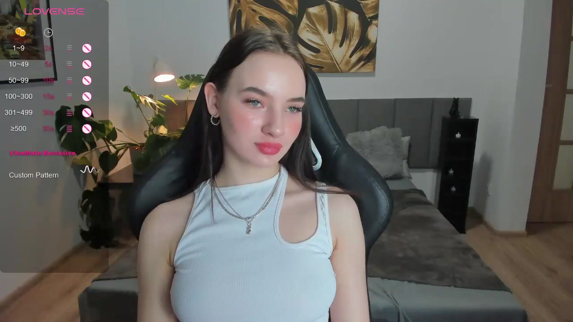 Gallery image thumbnail from Papaya's myfreecams stream on, 12/28/2023, 20:00 image 6 of 20