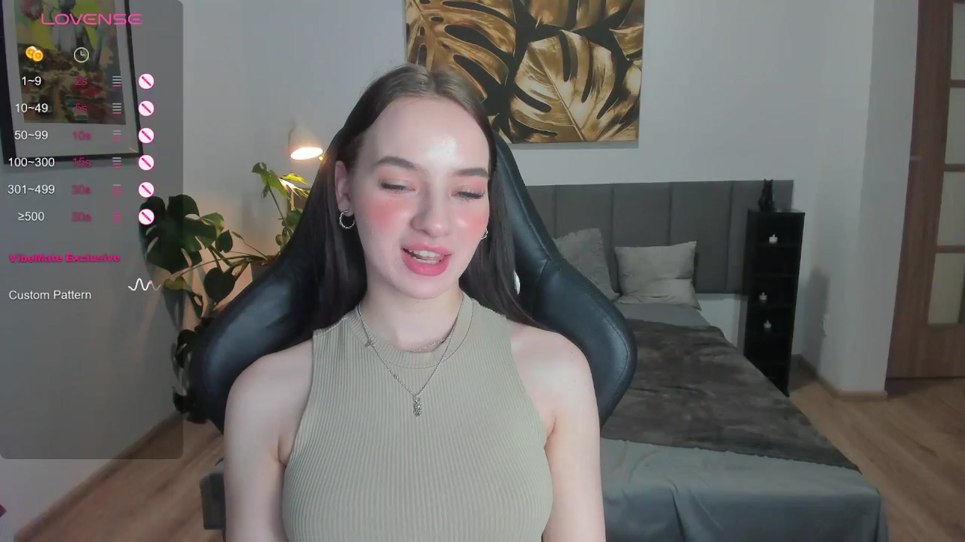 Gallery image thumbnail from Papaya's myfreecams stream on, 12/29/2023, 17:18 image 17 of 20