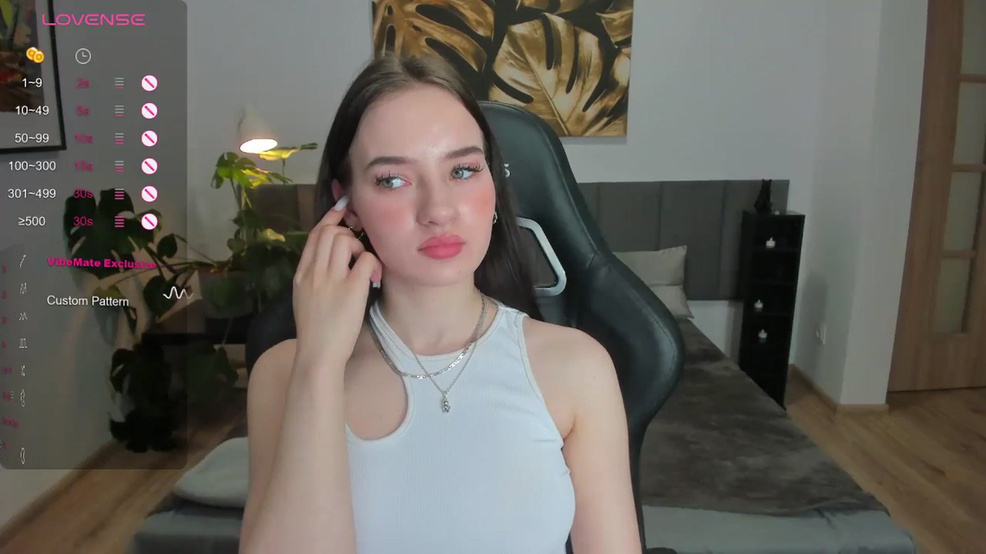 Gallery image thumbnail from Papaya's myfreecams stream on, 01/04/2024, 17:17 image 7 of 20