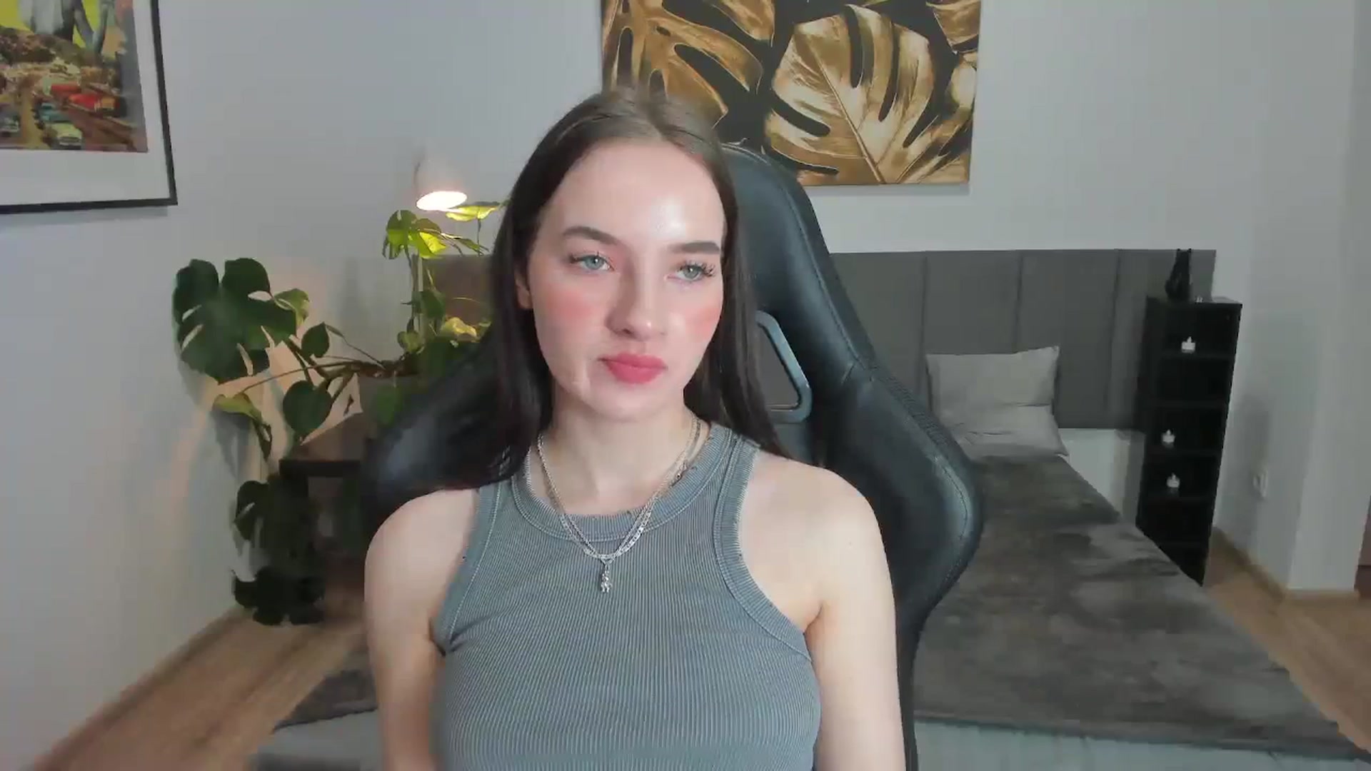Gallery image thumbnail from Papaya's myfreecams stream on, 01/06/2024, 17:17 image 3 of 20