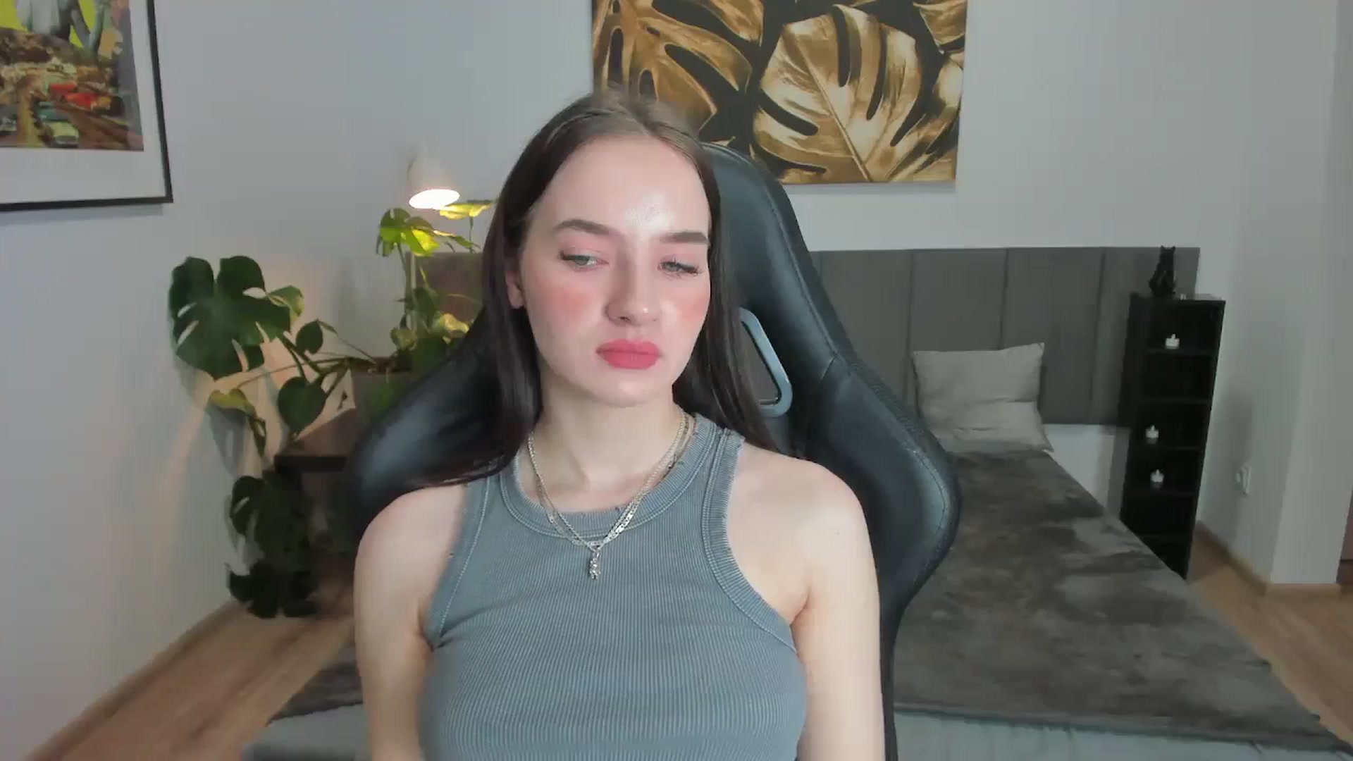 Gallery image thumbnail from Papaya's myfreecams stream on, 01/06/2024, 17:17 image 2 of 20