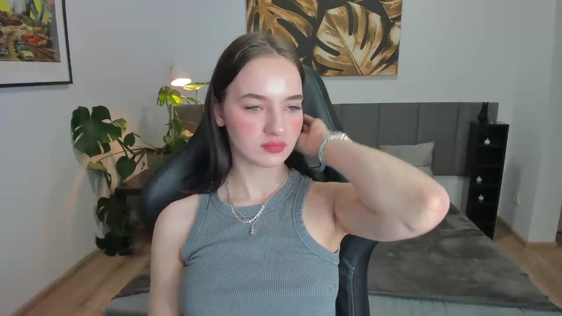 Gallery image thumbnail from Papaya's myfreecams stream on, 01/06/2024, 17:17 image 19 of 20