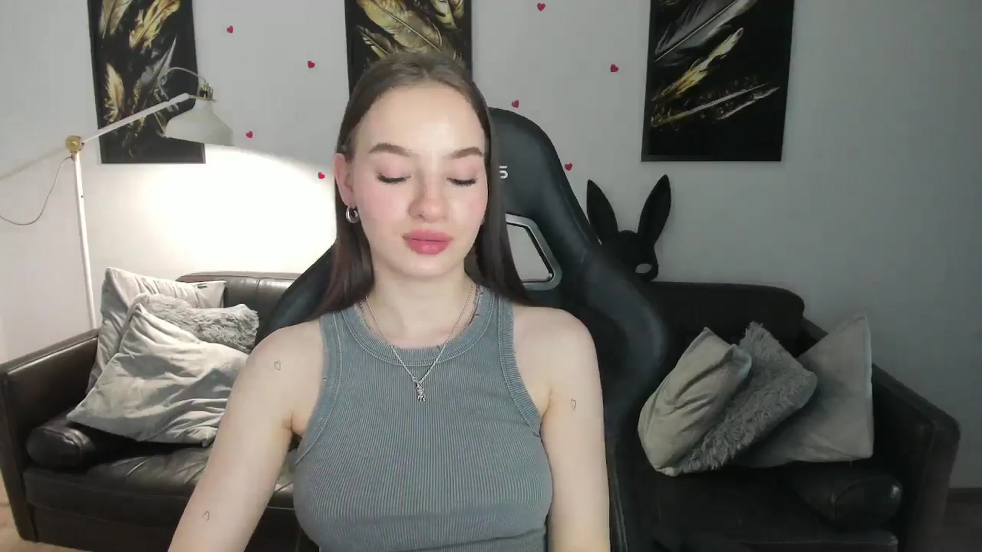 Gallery image thumbnail from Papaya's myfreecams stream on, 05/03/2024, 13:01 image 6 of 20