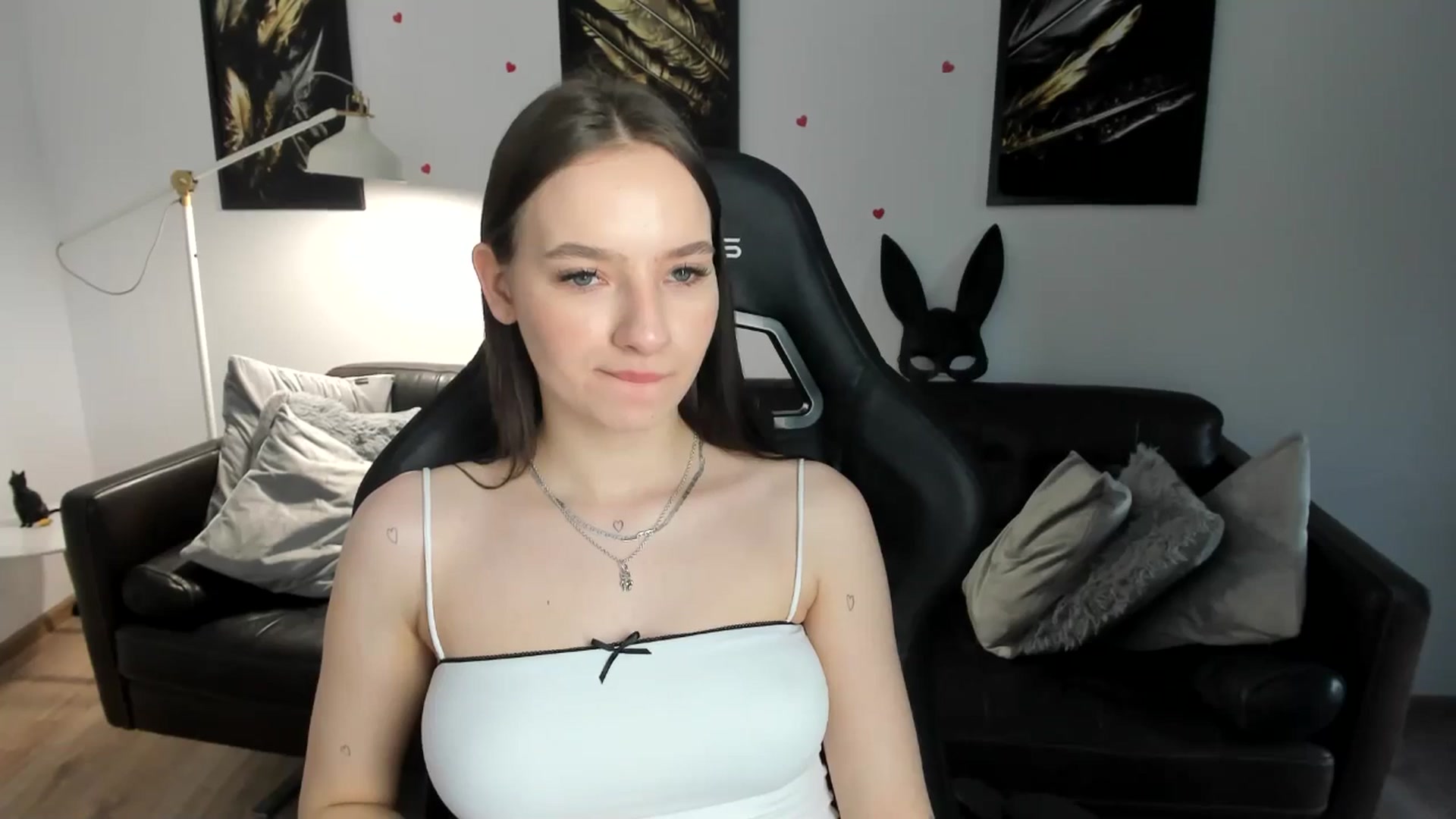 Gallery image thumbnail from Papaya's myfreecams stream on, 05/10/2024, 16:08 image 16 of 20