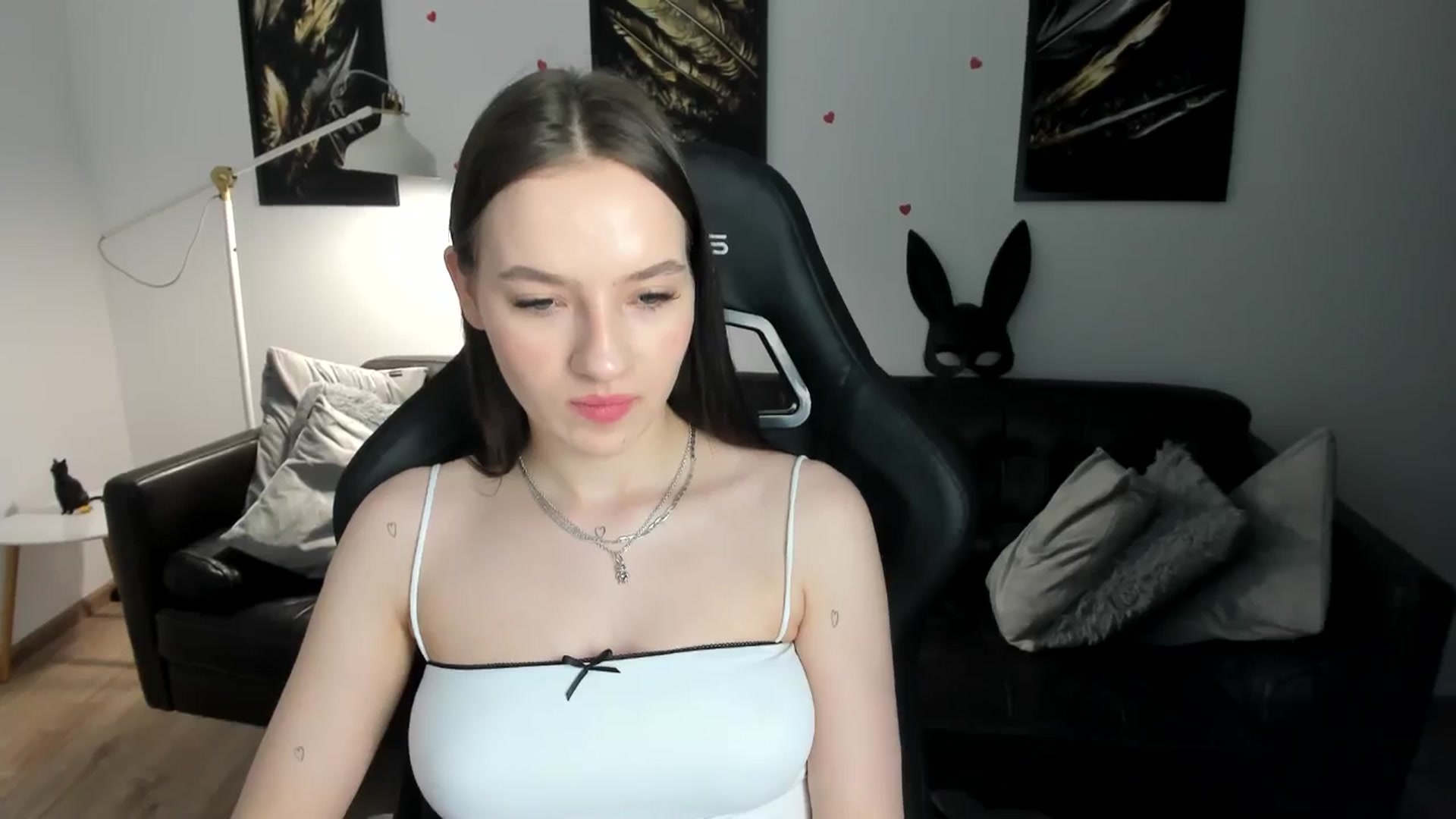 Gallery image thumbnail from Papaya's myfreecams stream on, 05/10/2024, 18:58 image 15 of 20