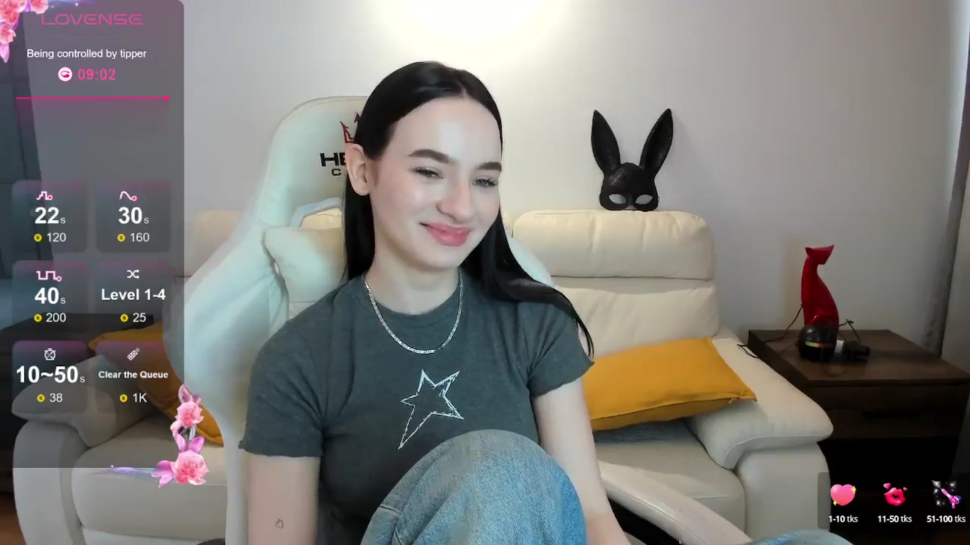 Gallery image thumbnail from Papaya's myfreecams stream on, 05/23/2024, 13:40 image 17 of 20