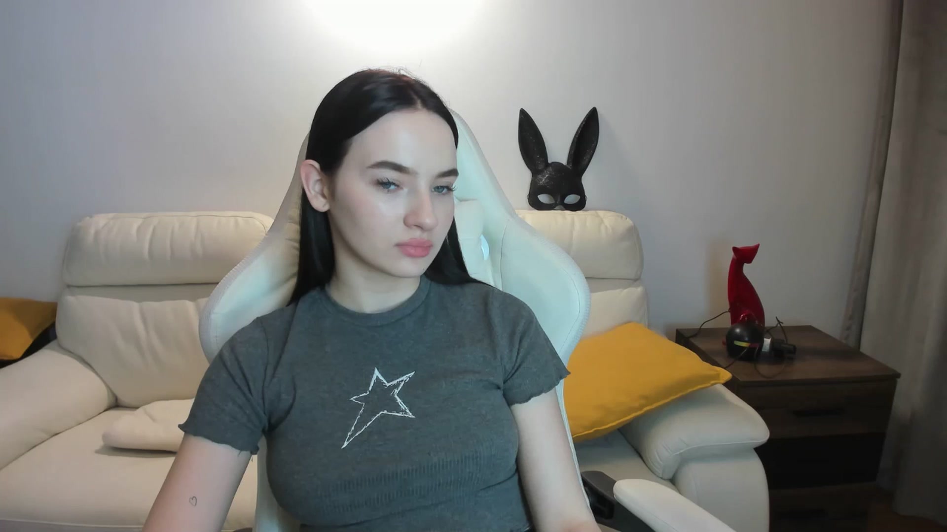 Gallery image thumbnail from Papaya's myfreecams stream on, 05/23/2024, 19:50 image 16 of 20