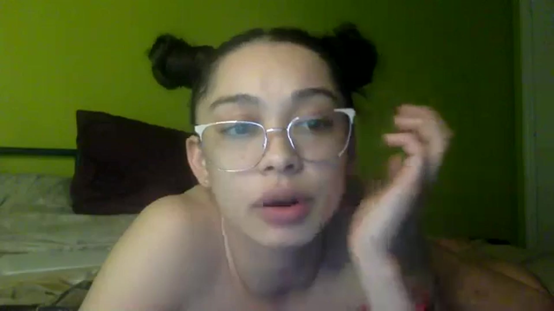 Gallery image thumbnail from Papaya_Zero's myfreecams stream on, 06/17/2025, 08:55 image 19 of 20