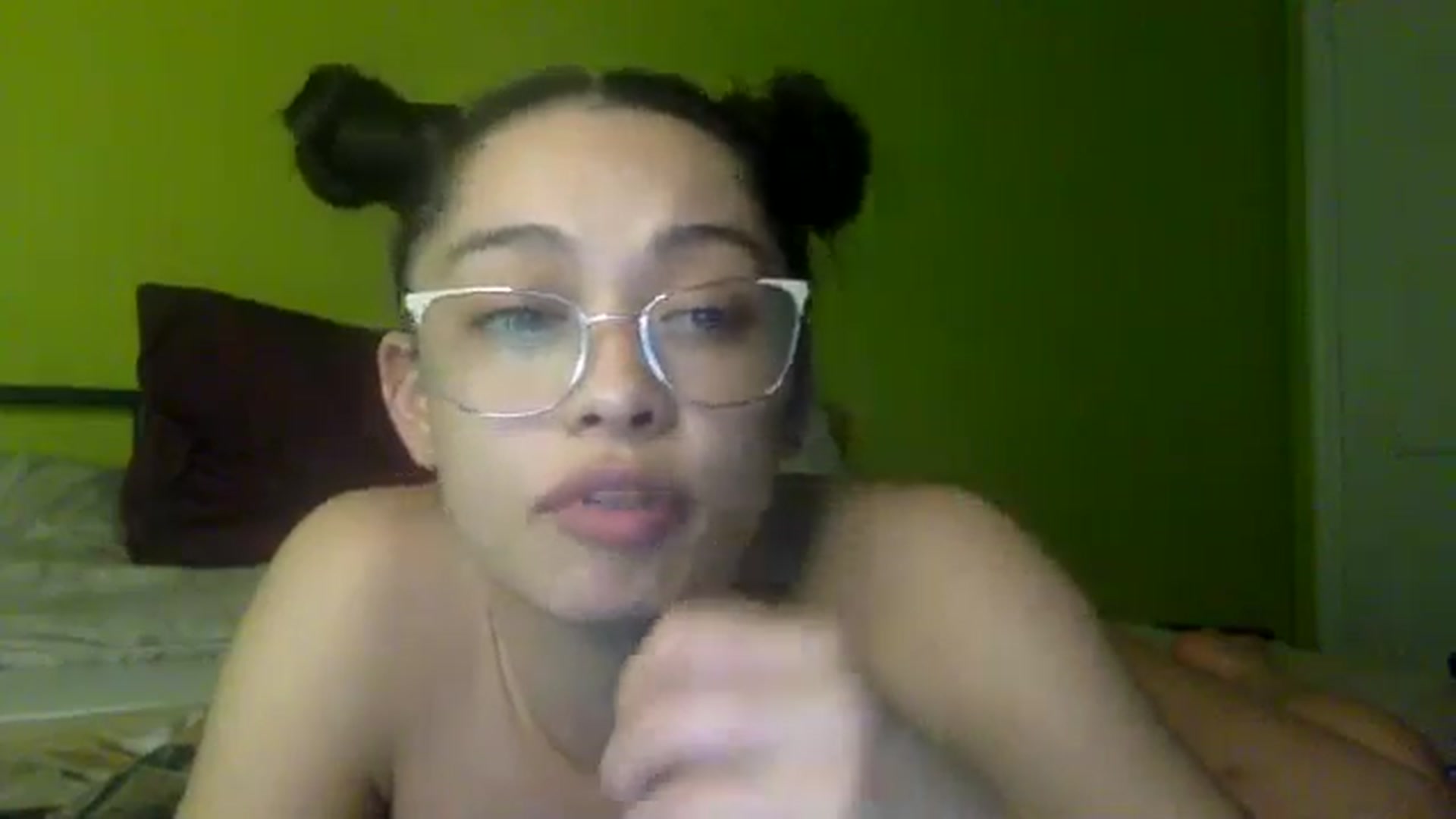 Gallery image thumbnail from Papaya_Zero's myfreecams stream on, 06/17/2025, 08:55 image 14 of 20