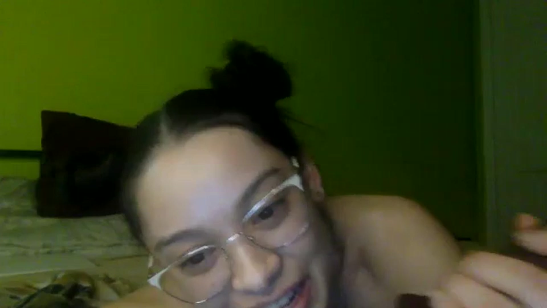 Gallery image thumbnail from Papaya_Zero's myfreecams stream on, 06/17/2025, 08:55 image 16 of 20
