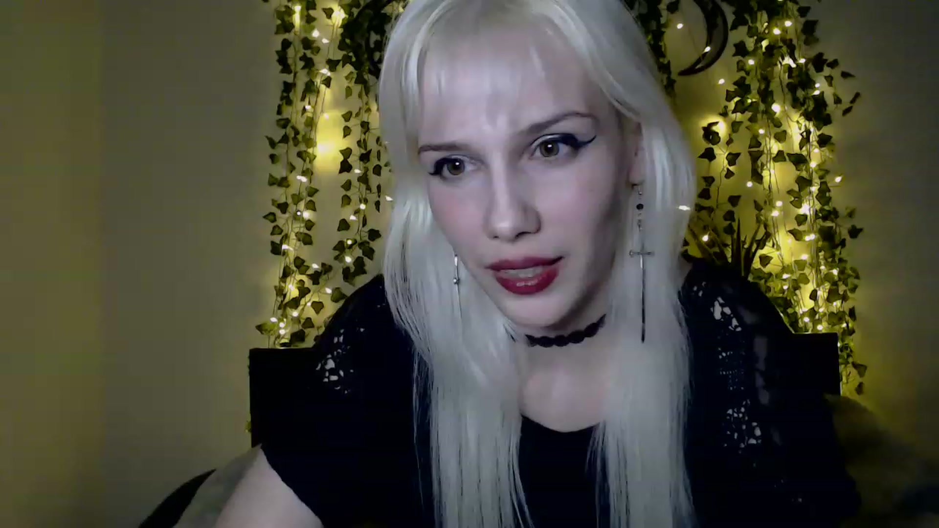 Gallery image thumbnail from PaperTigerRin's myfreecams stream on, 03/13/2023, 05:39 image 1 of 20