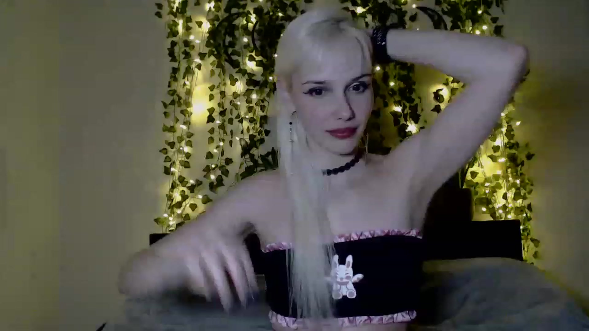 Gallery image thumbnail from PaperTigerRin's myfreecams stream on, 03/13/2023, 07:22 image 19 of 20