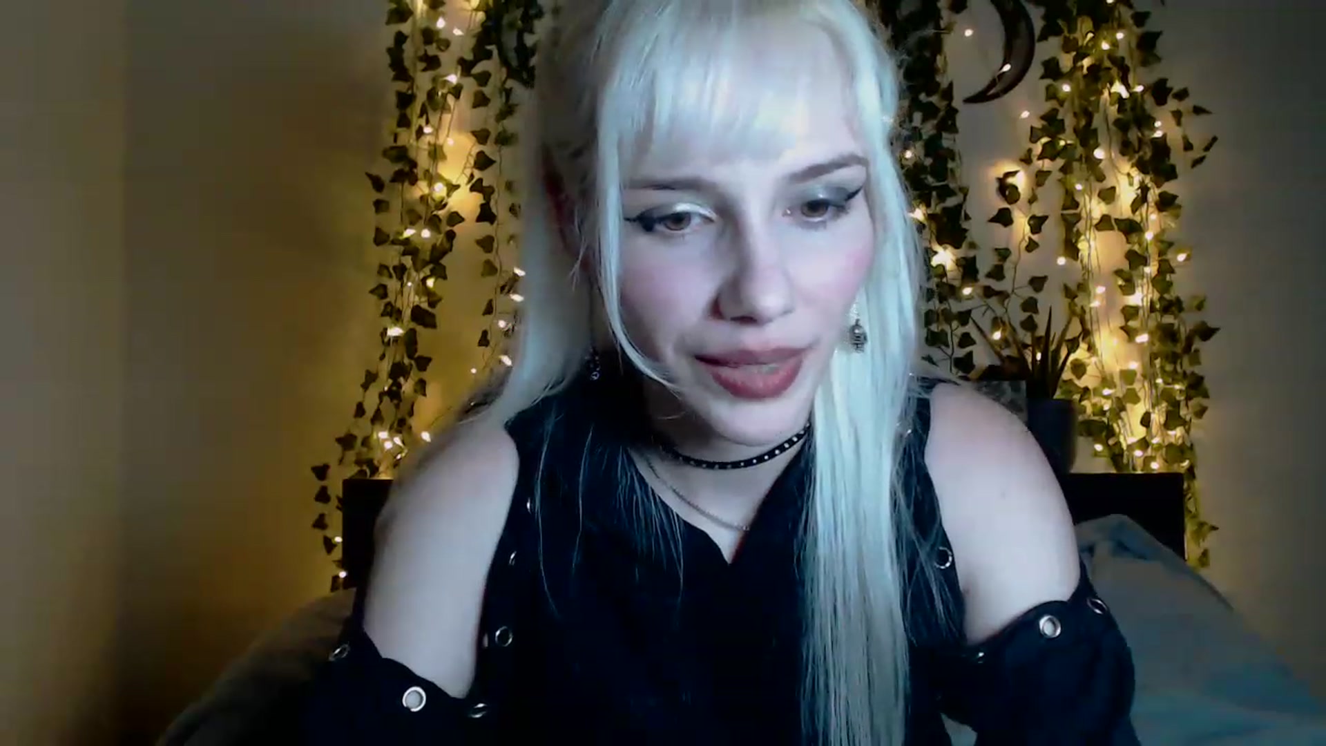 Gallery image thumbnail from PaperTigerRin's myfreecams stream on, 03/18/2023, 07:01 image 20 of 20