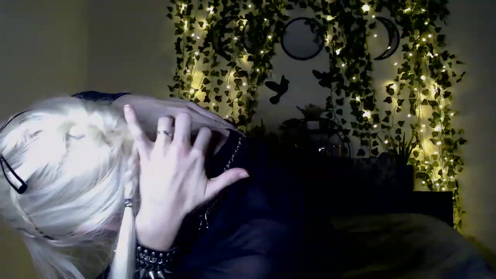 Gallery image thumbnail from PaperTigerRin's myfreecams stream on, 03/19/2023, 06:57 image 6 of 20