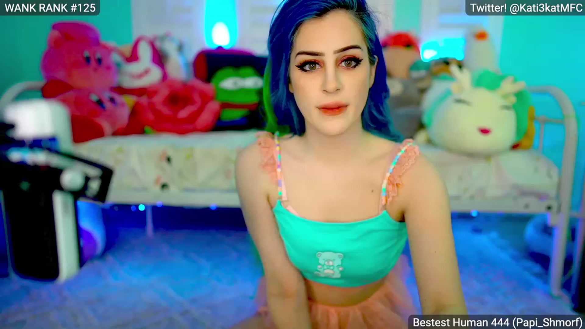 Gallery image thumbnail from Papi_Azul's myfreecams stream on, 04/06/2023, 05:04 image 5 of 20
