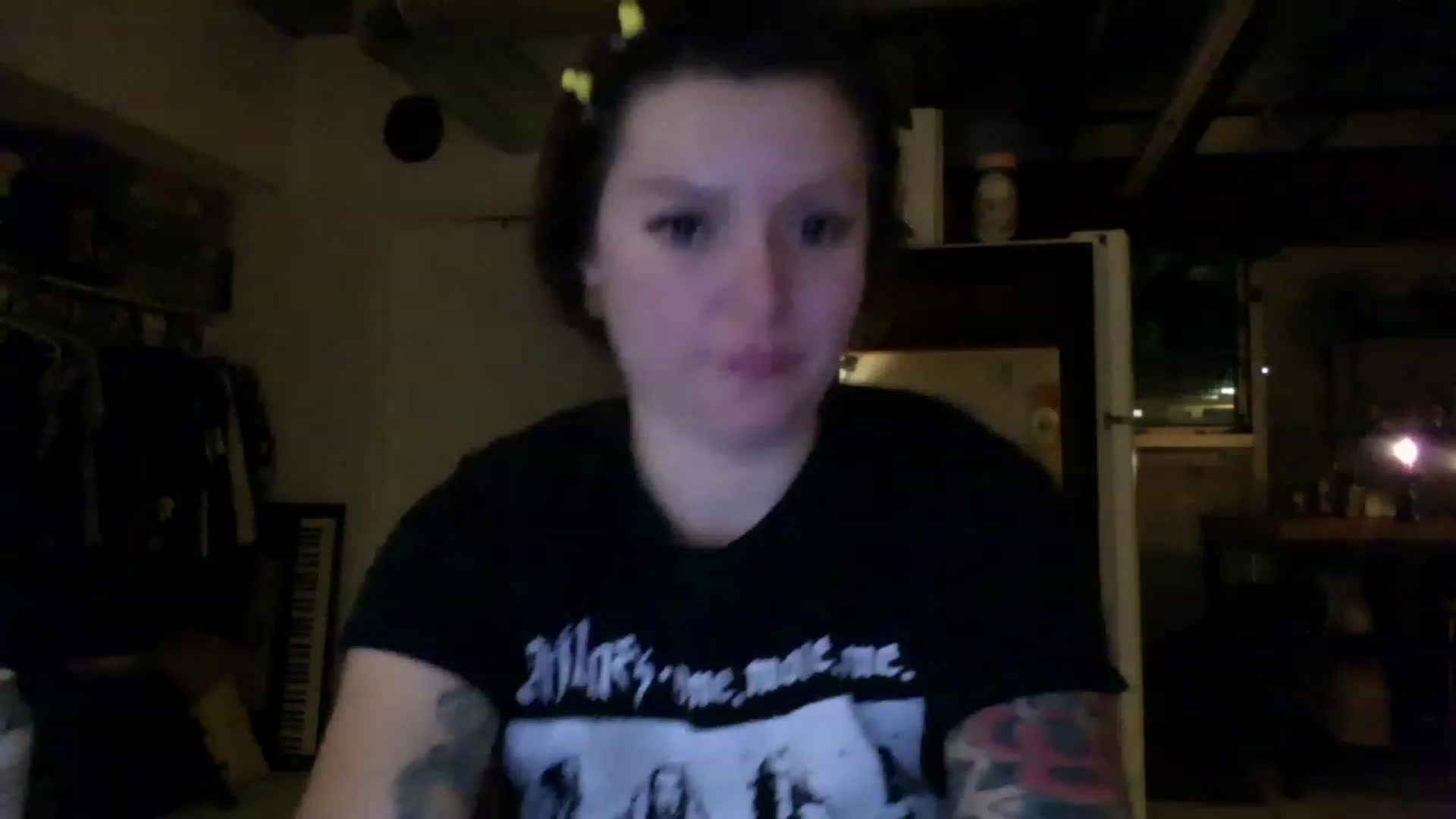 Gallery image thumbnail from ParisGreen666's myfreecams stream on, 02/27/2023, 10:40 image 9 of 20