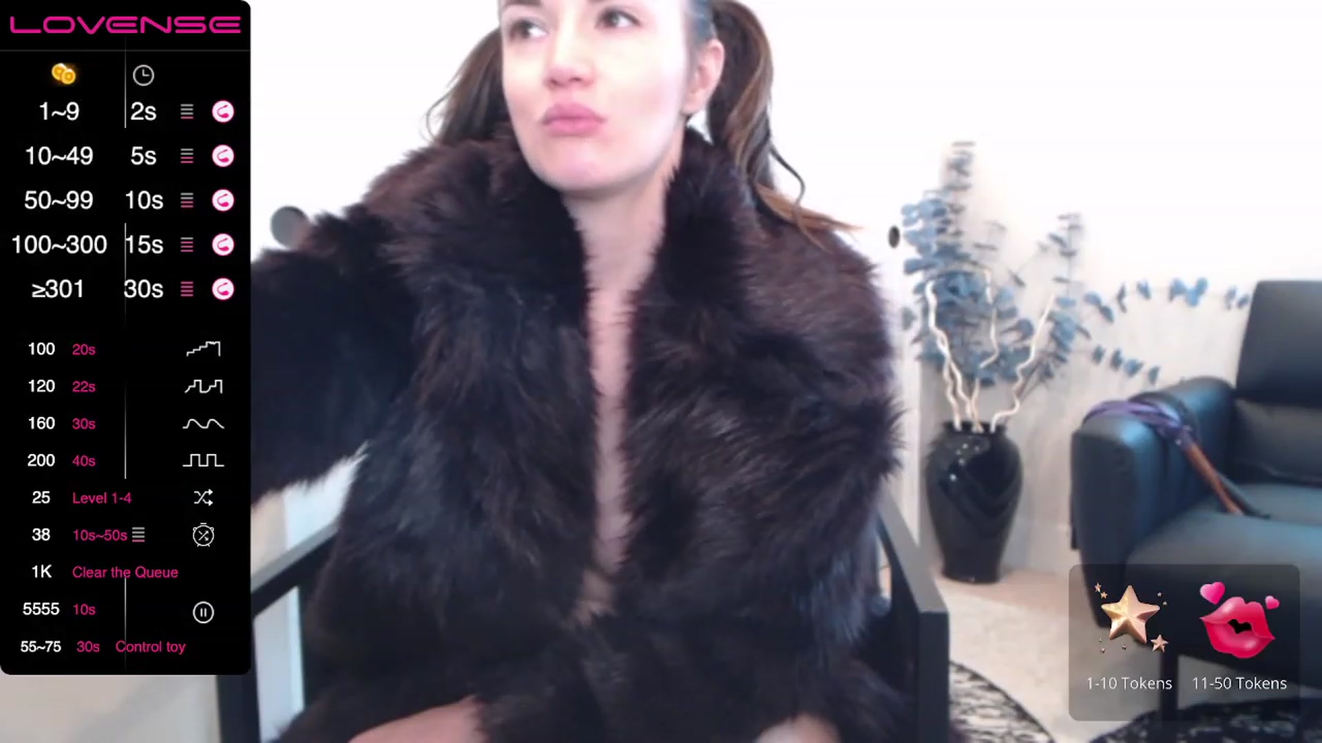 Gallery image thumbnail from ParisLincolnx's myfreecams stream on, 06/01/2023, 19:03 image 19 of 20