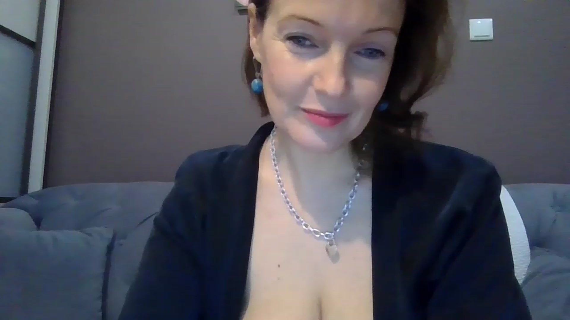 Gallery image thumbnail from ParisNoir's myfreecams stream on, 11/18/2022, 14:46 image 4 of 20