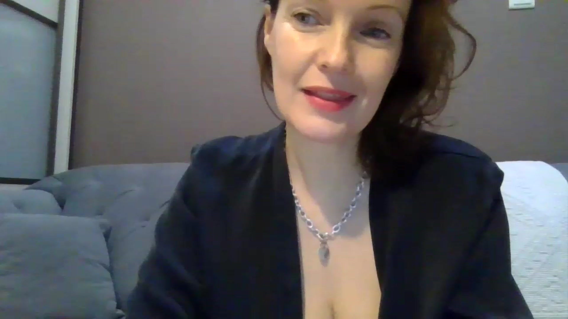 Gallery image thumbnail from ParisNoir's myfreecams stream on, 11/20/2022, 19:51 image 11 of 20