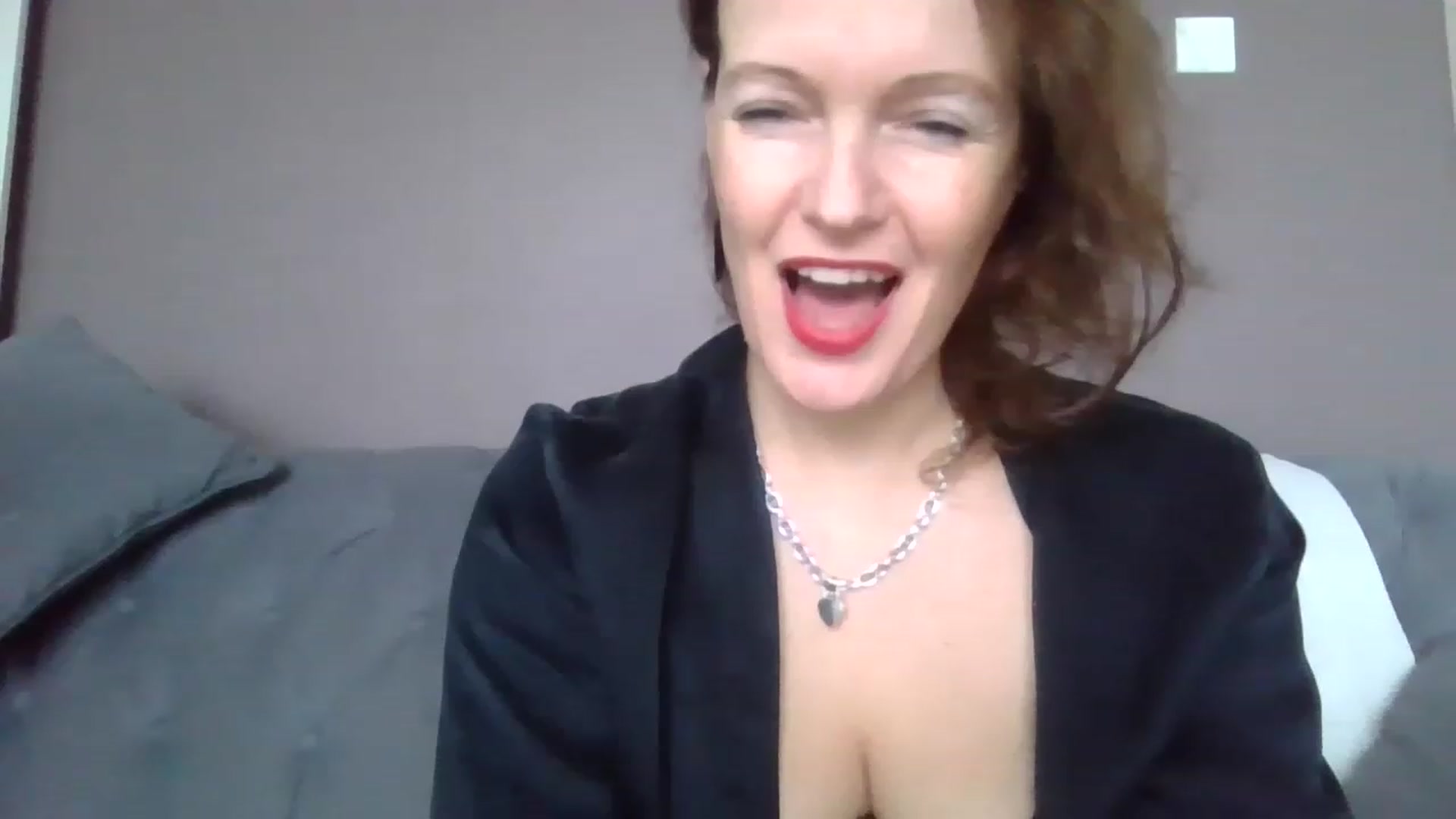 Gallery image thumbnail from ParisNoir's myfreecams stream on, 12/11/2022, 11:58 image 18 of 20