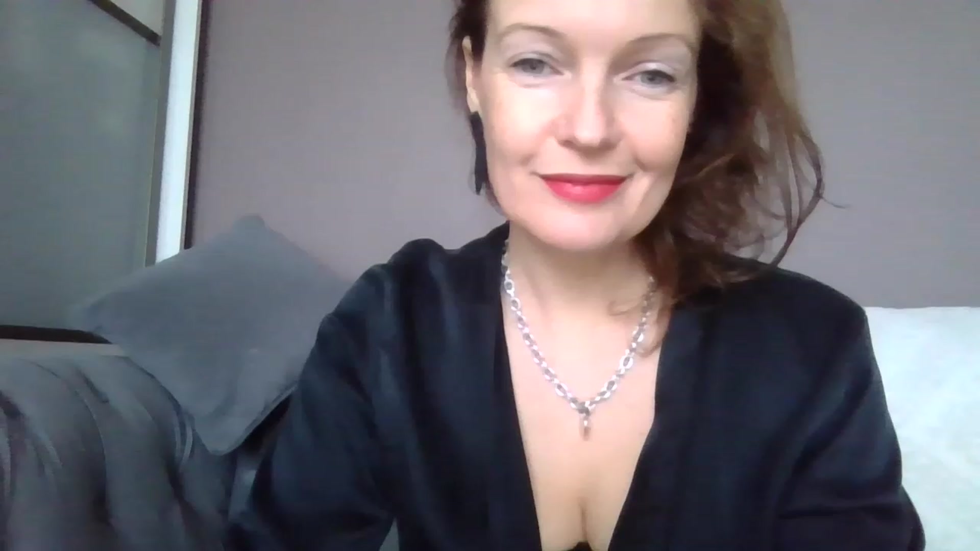 Gallery image thumbnail from ParisNoir's myfreecams stream on, 12/11/2022, 11:58 image 11 of 20