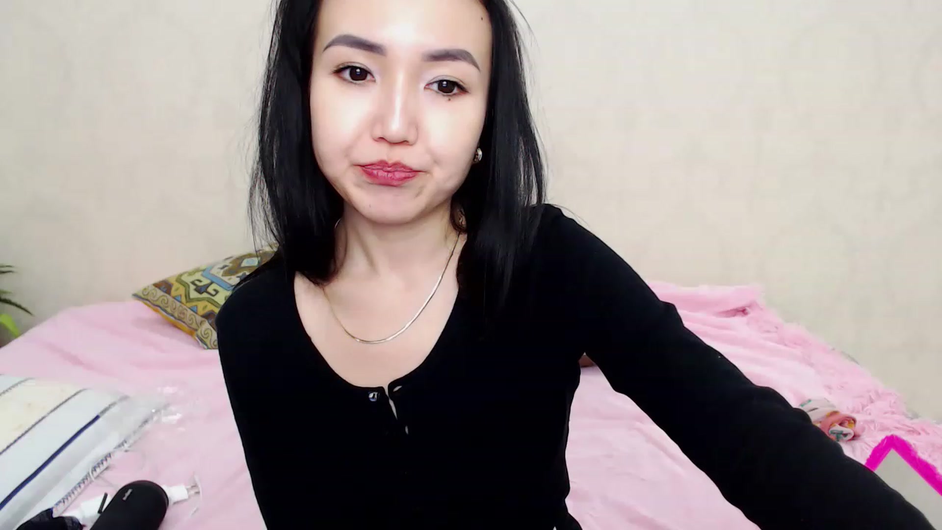 Gallery image thumbnail from ParkJean's myfreecams stream on, 11/16/2022, 08:17 image 14 of 20