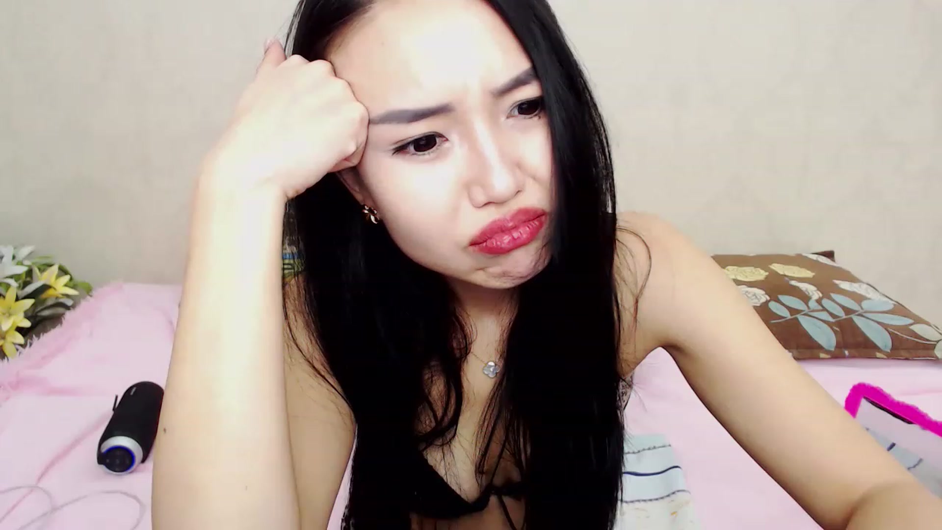 Gallery image thumbnail from ParkJean's myfreecams stream on, 11/25/2022, 04:04 image 14 of 20