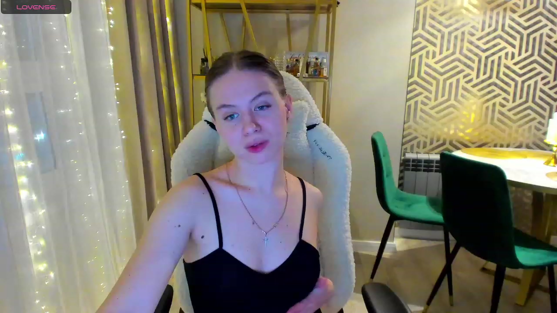 Gallery image thumbnail from PartYour_Soul's myfreecams stream on, 02/26/2024, 20:12 image 13 of 20