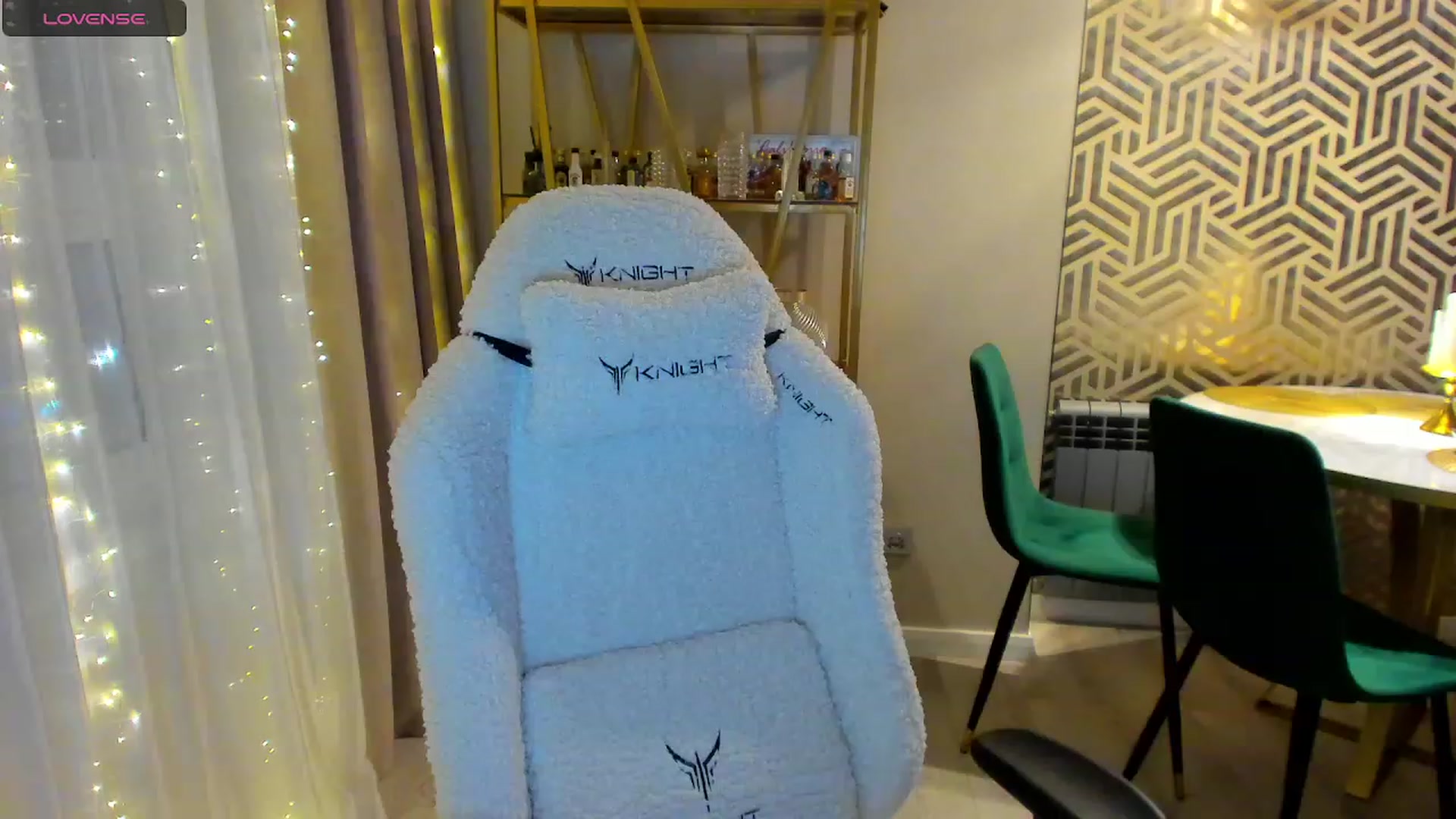 Gallery image thumbnail from PartYour_Soul's myfreecams stream on, 02/26/2024, 20:12 image 12 of 20