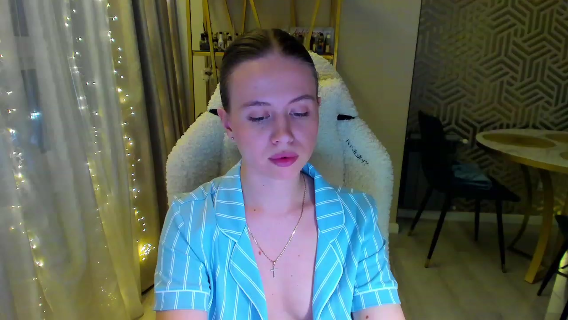 Gallery image thumbnail from PartYour_Soul's myfreecams stream on, 03/01/2024, 21:07 image 8 of 20