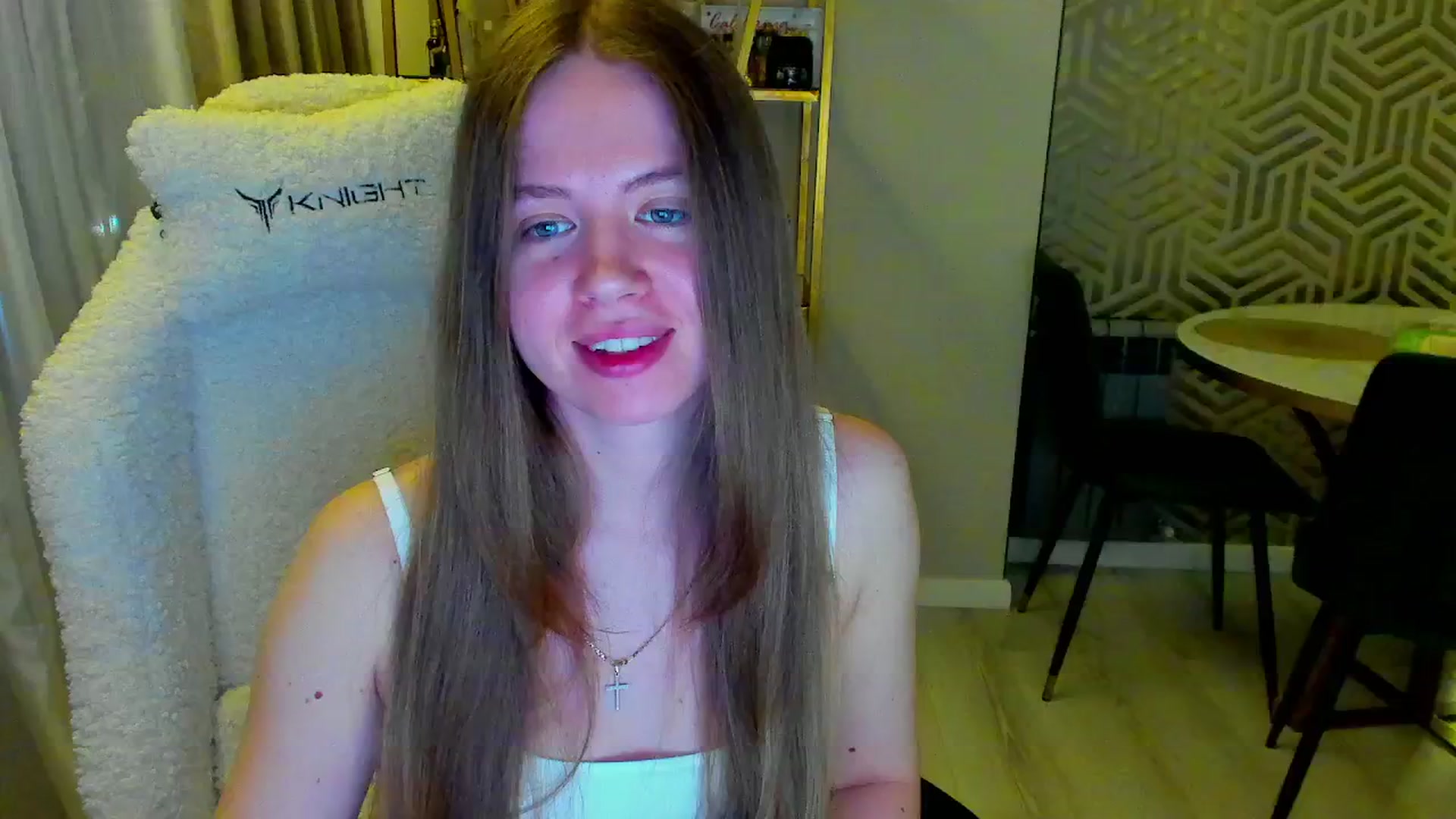 Gallery image thumbnail from PartYour_Soul's myfreecams stream on, 04/16/2024, 21:24 image 3 of 20