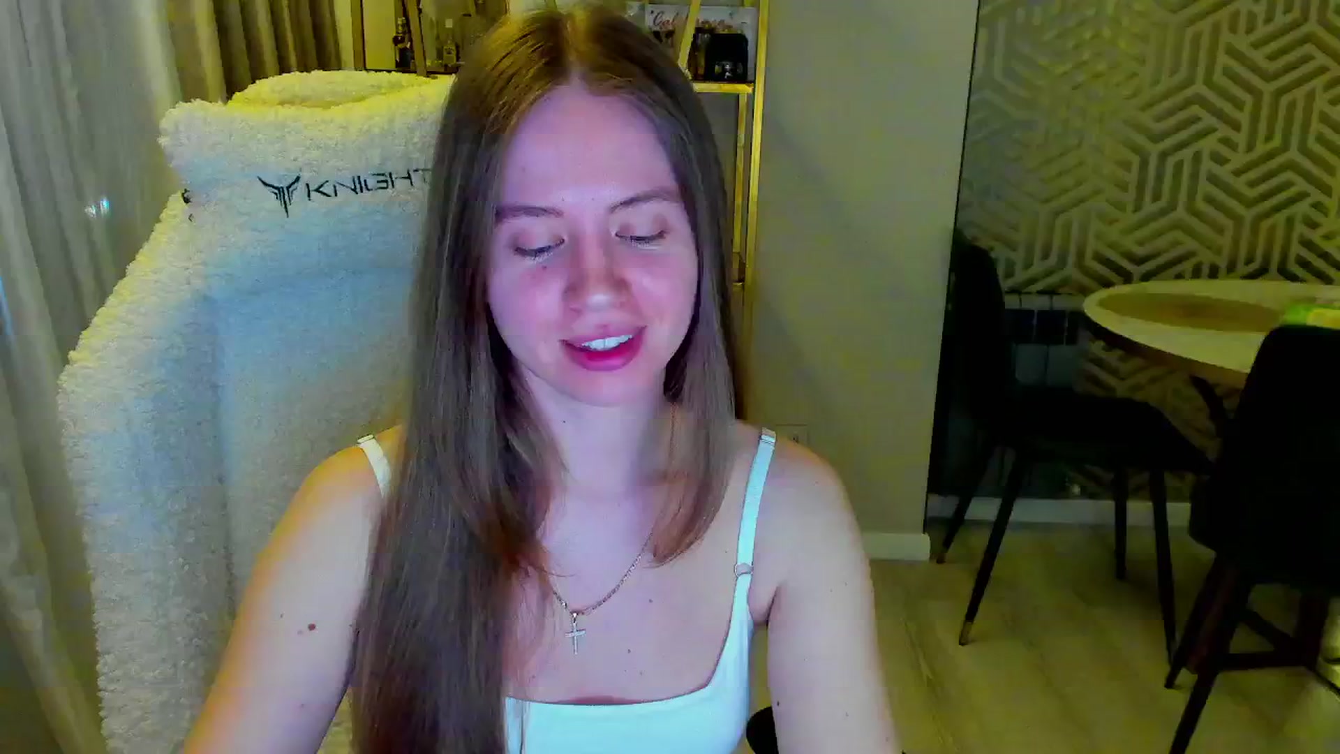 Gallery image thumbnail from PartYour_Soul's myfreecams stream on, 04/16/2024, 21:24 image 6 of 20