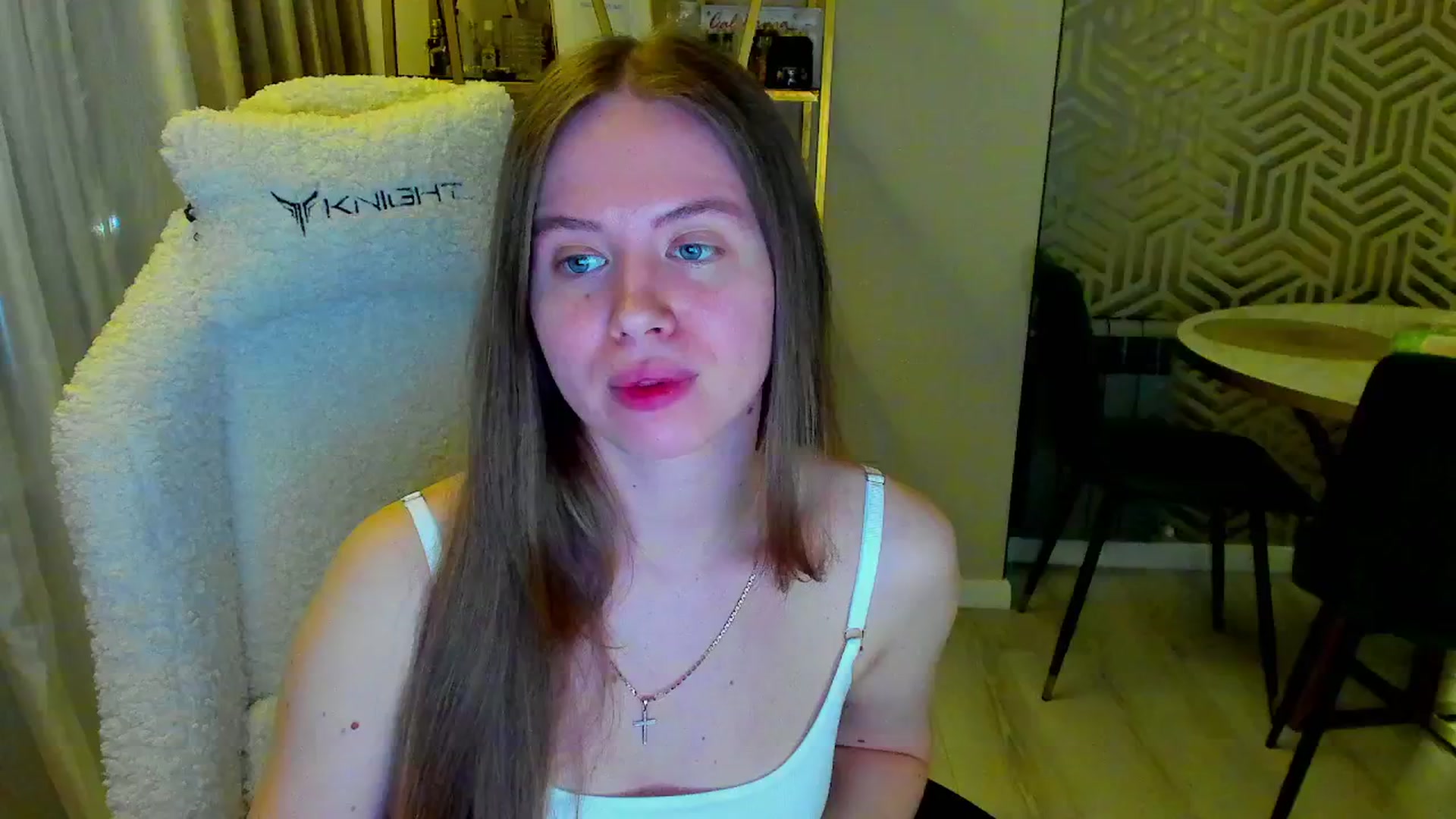 Gallery image thumbnail from PartYour_Soul's myfreecams stream on, 04/16/2024, 21:24 image 5 of 20