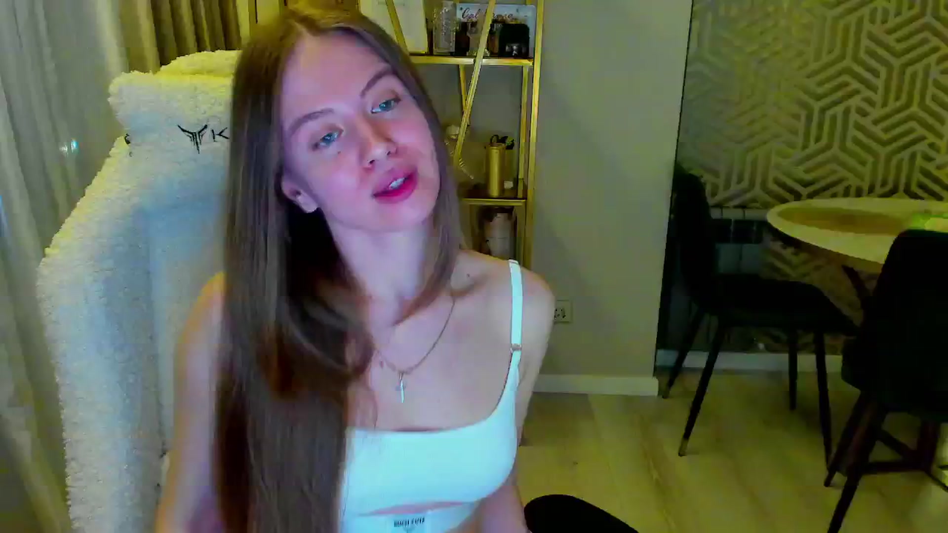 Gallery image thumbnail from PartYour_Soul's myfreecams stream on, 04/16/2024, 21:24 image 9 of 20