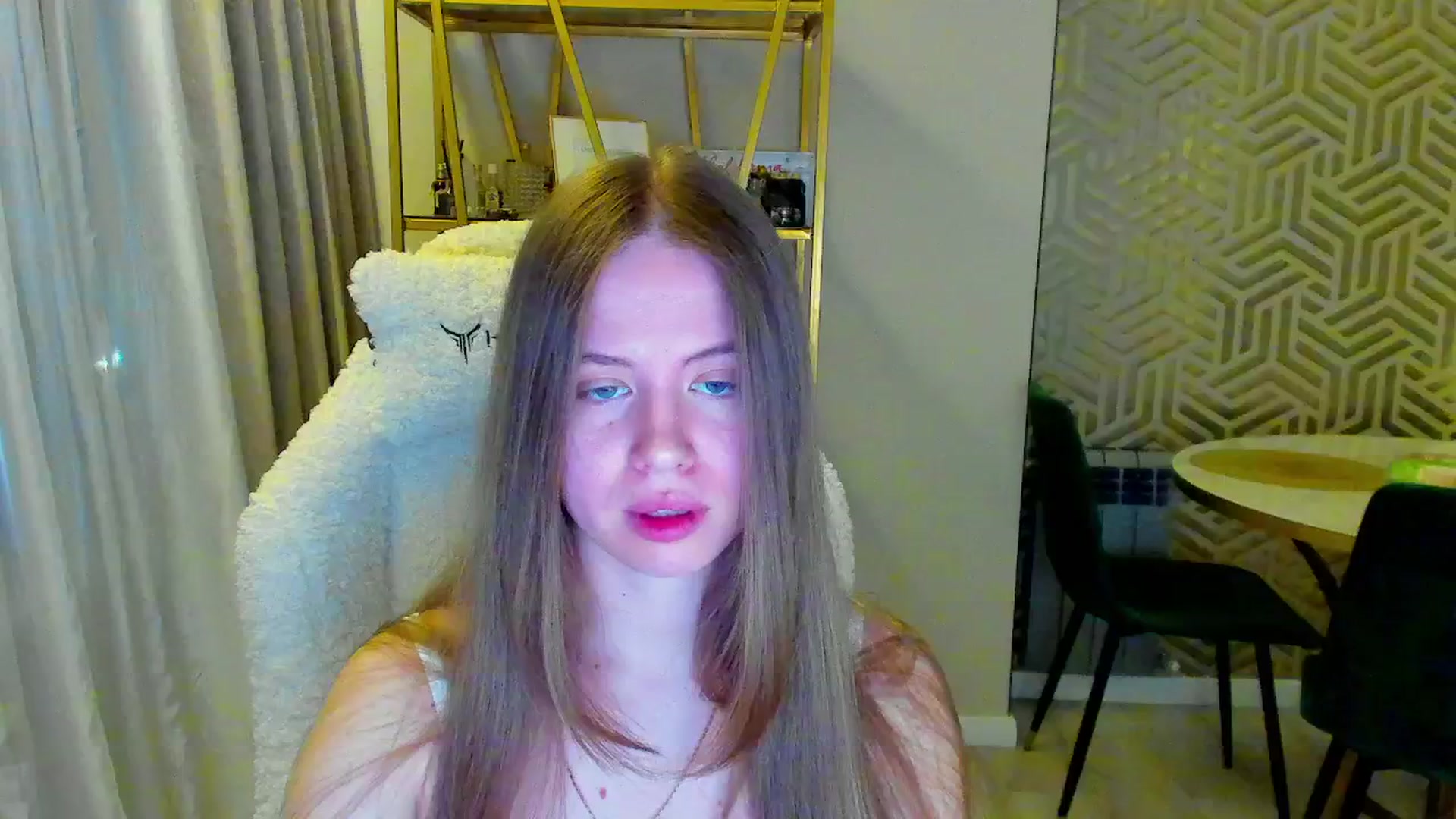 Gallery image thumbnail from PartYour_Soul's myfreecams stream on, 04/16/2024, 21:24 image 17 of 20