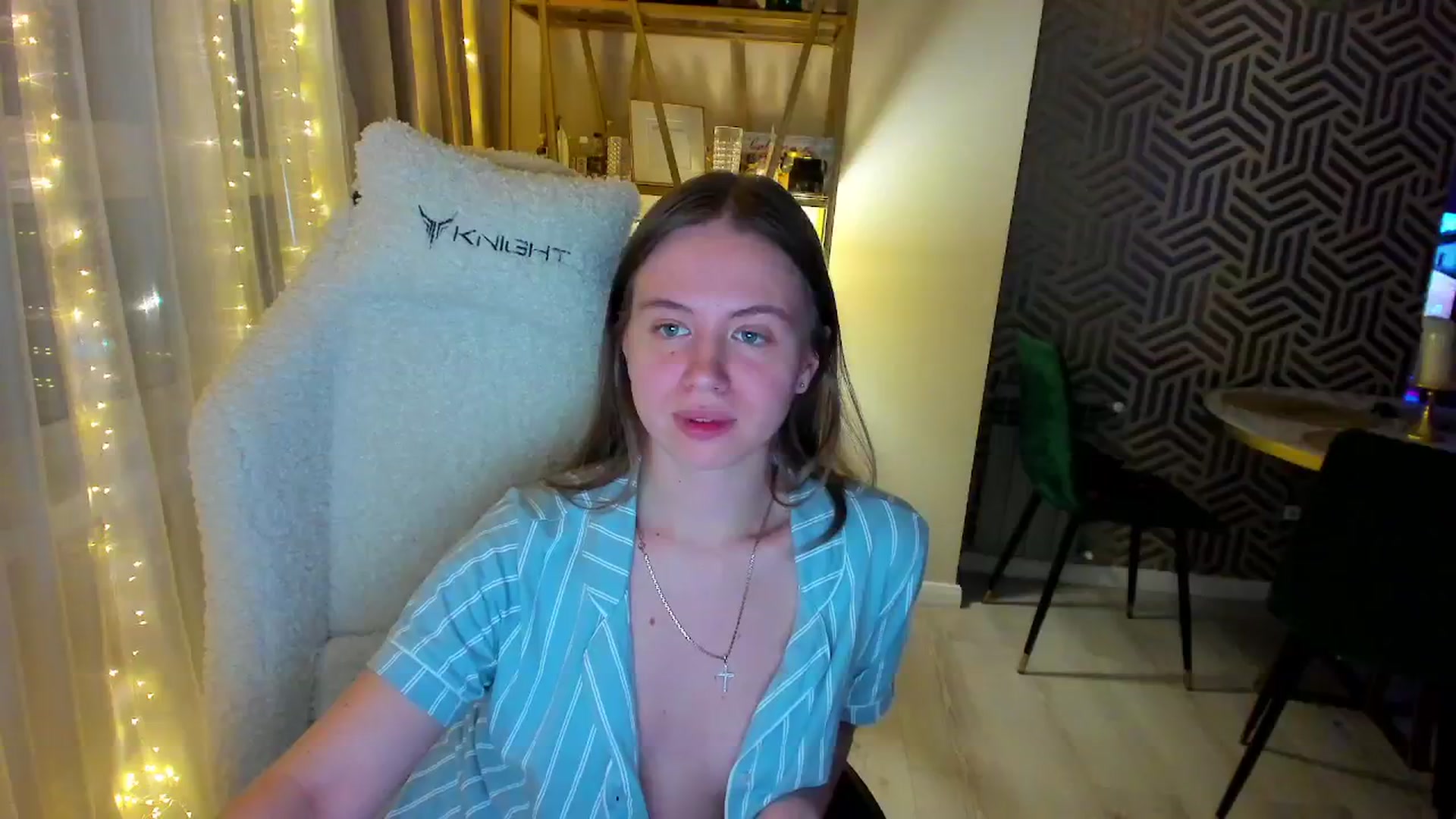 Gallery image thumbnail from PartYour_Soul's myfreecams stream on, 05/12/2024, 21:28 image 7 of 20