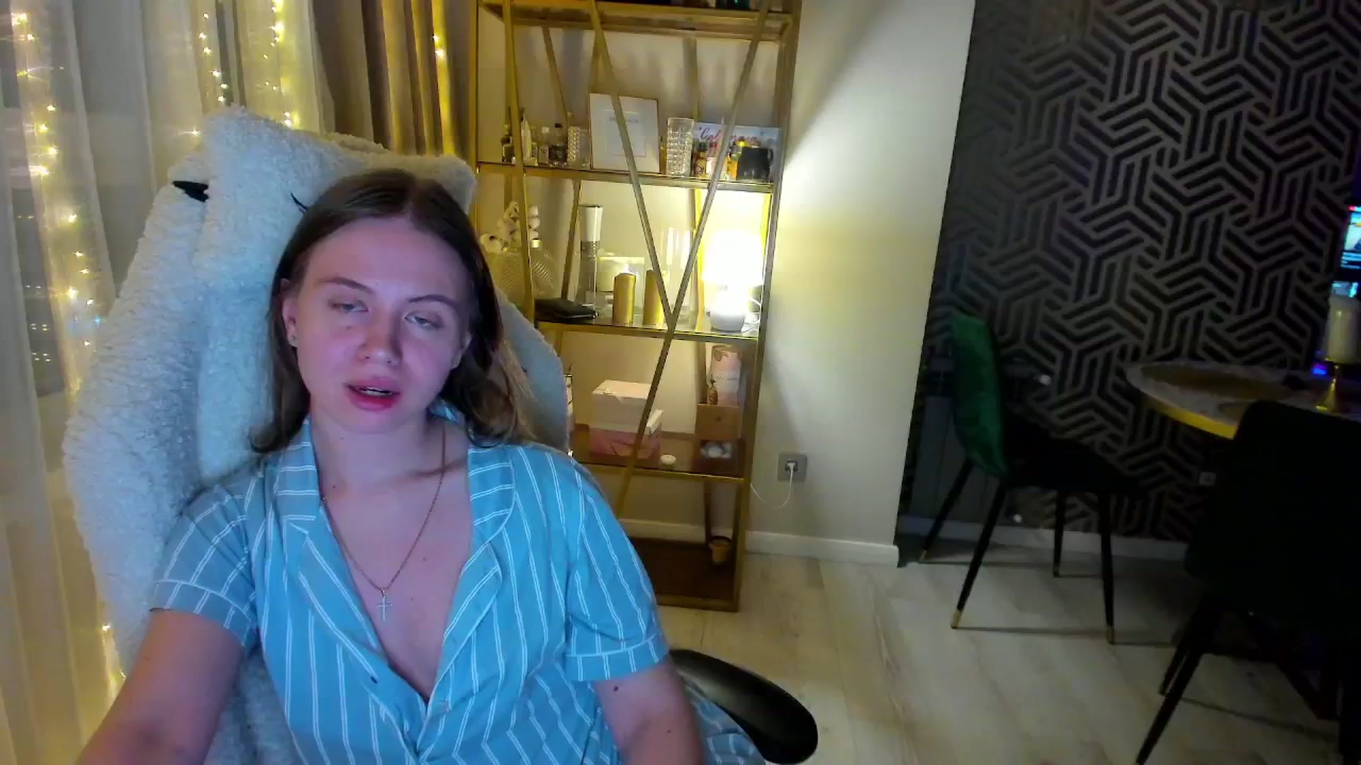 Gallery image thumbnail from PartYour_Soul's myfreecams stream on, 05/12/2024, 21:28 image 4 of 20