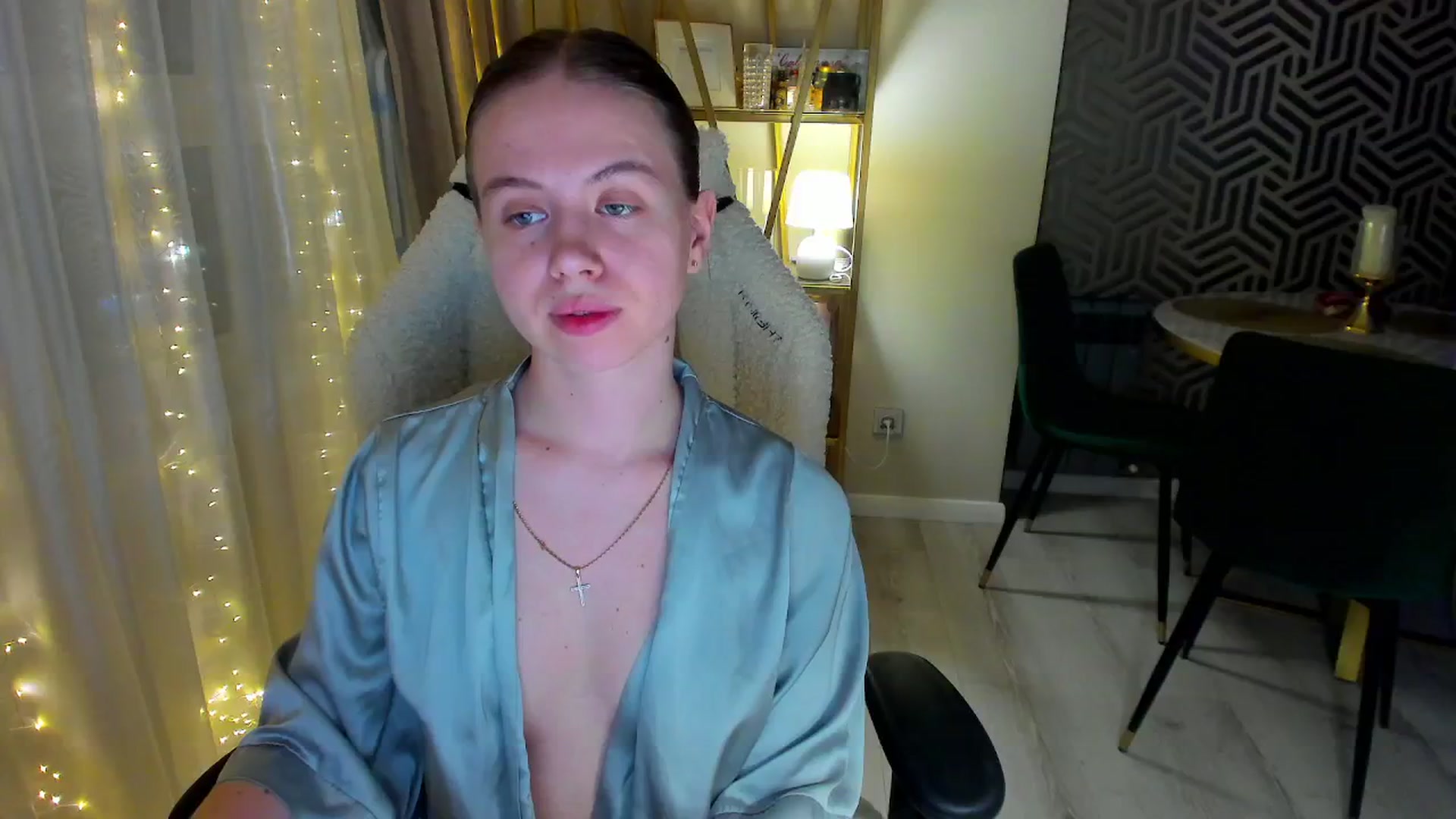 Gallery image thumbnail from PartYour_Soul's myfreecams stream on, 05/22/2024, 20:39 image 18 of 20