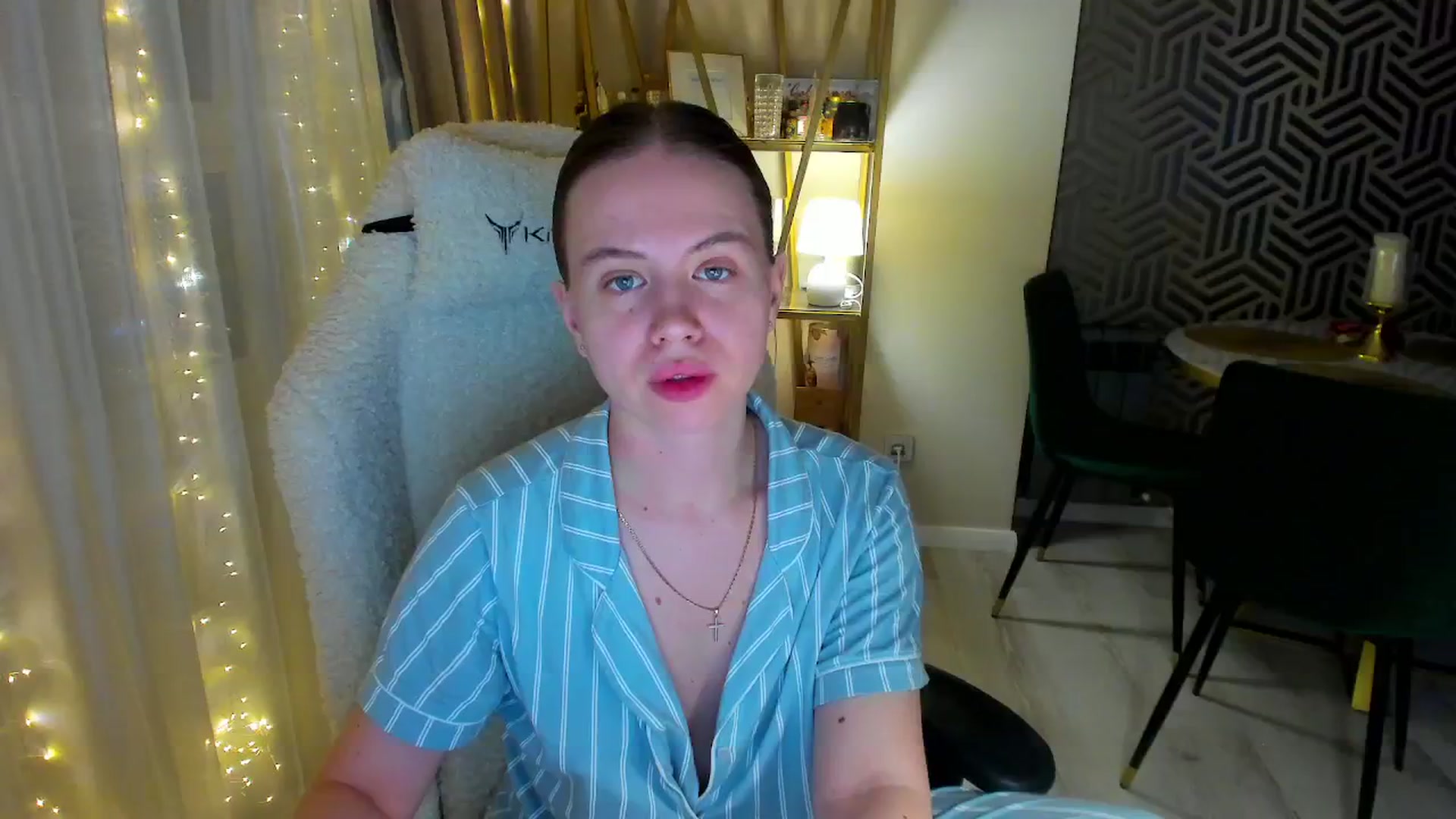 Gallery image thumbnail from PartYour_Soul's myfreecams stream on, 05/22/2024, 20:39 image 2 of 20