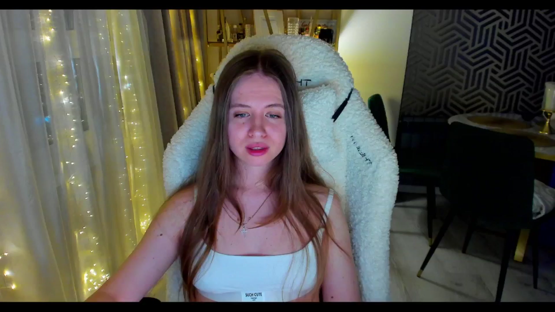 Gallery image thumbnail from PartYour_Soul's myfreecams stream on, 05/30/2024, 21:23 image 15 of 20