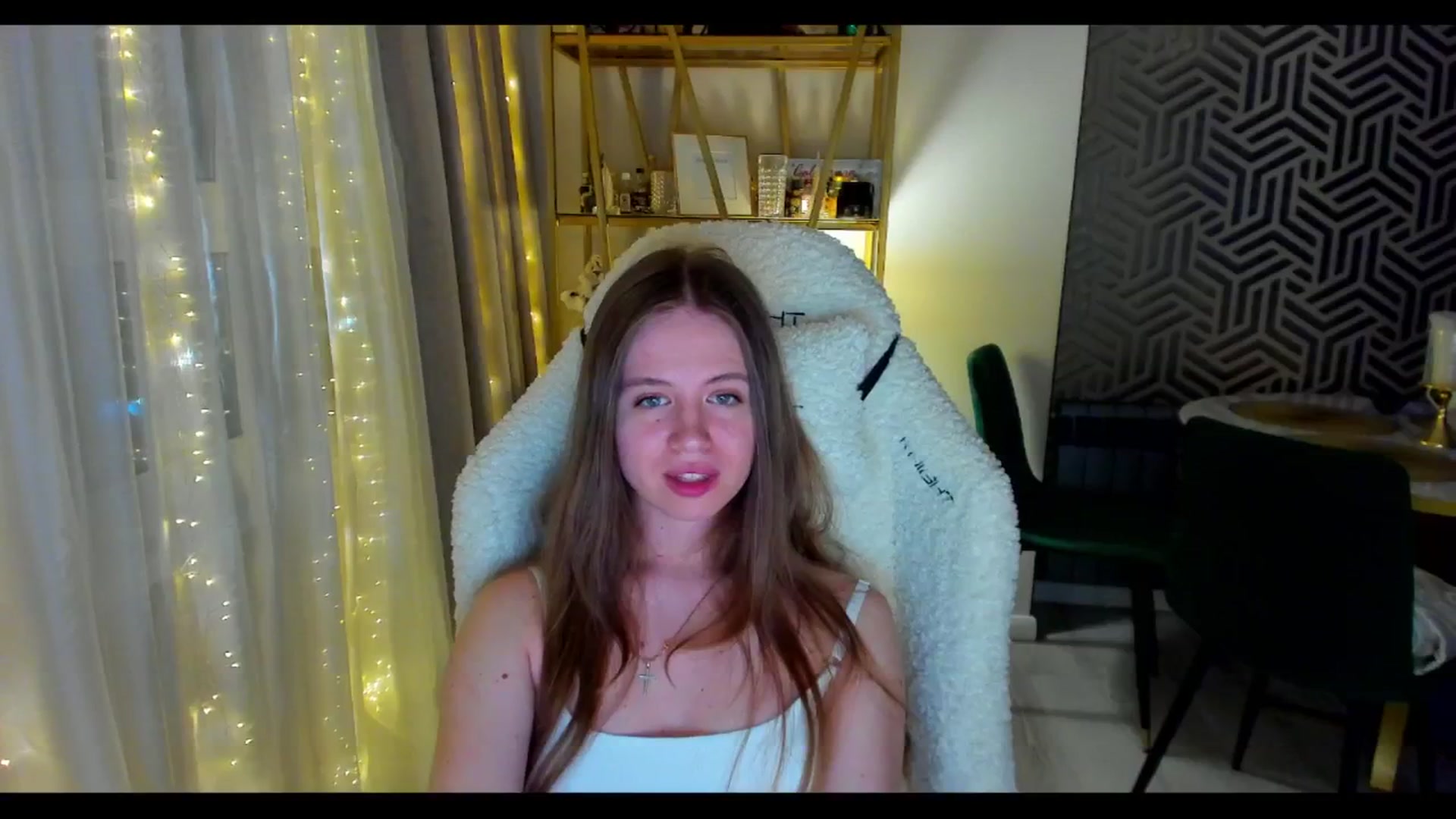 Gallery image thumbnail from PartYour_Soul's myfreecams stream on, 05/30/2024, 21:23 image 11 of 20