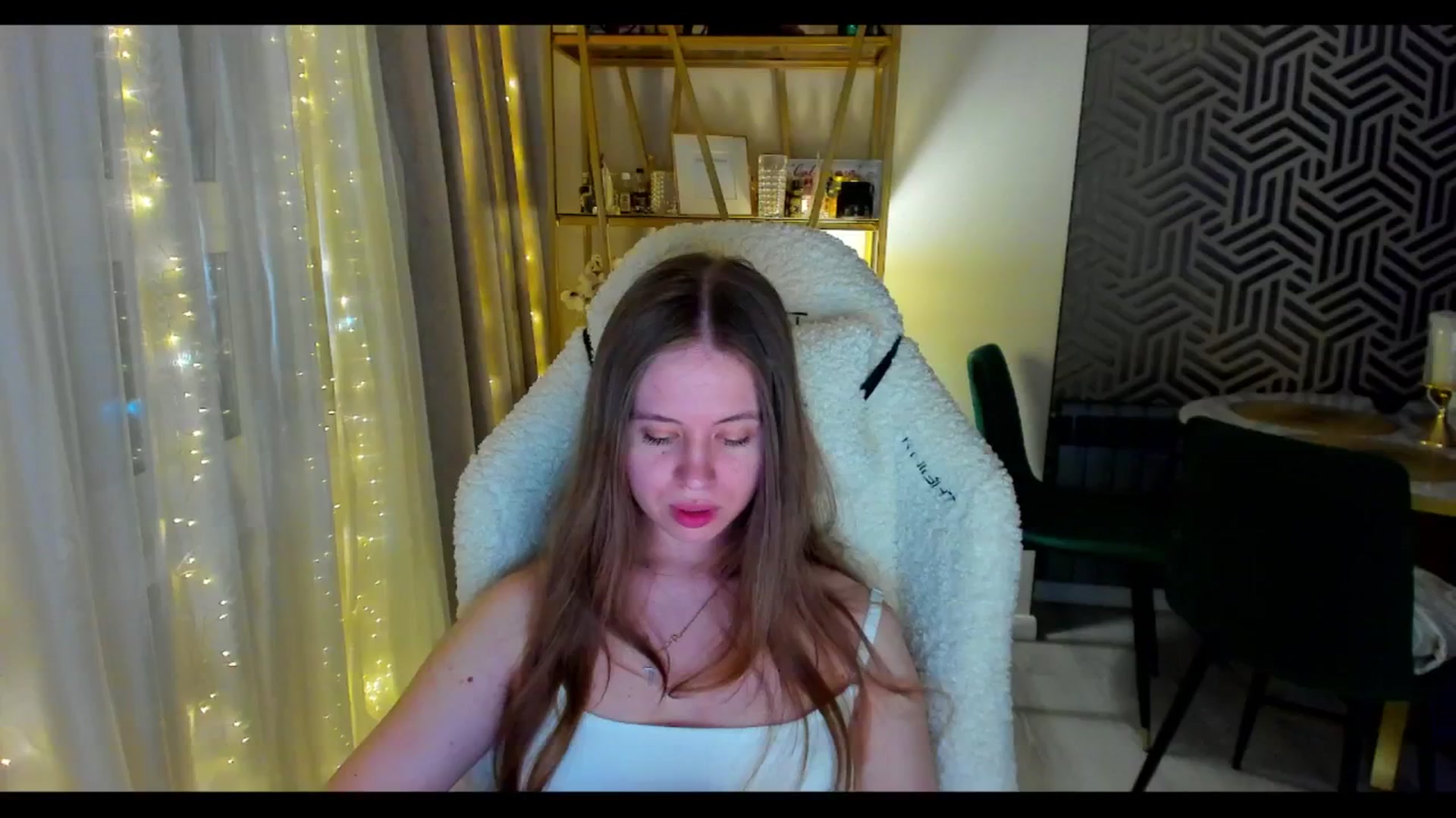 Gallery image thumbnail from PartYour_Soul's myfreecams stream on, 05/30/2024, 21:23 image 10 of 20